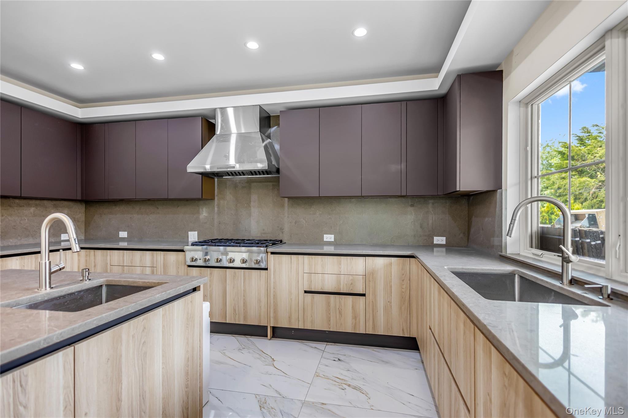 Single Family 213th Street  Queens, NY 11427, MLS-1020874-17