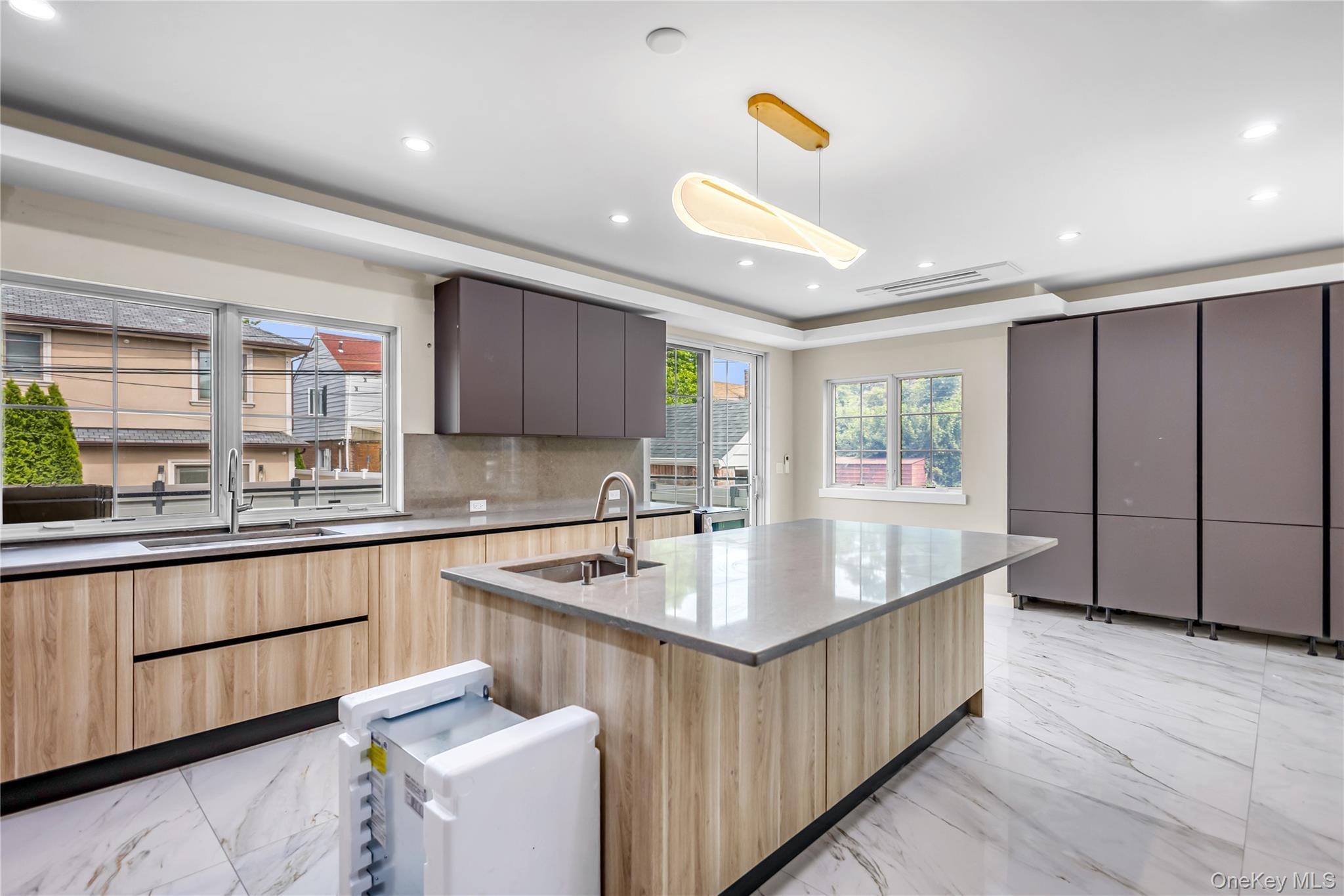 Single Family 213th Street  Queens, NY 11427, MLS-1020874-4