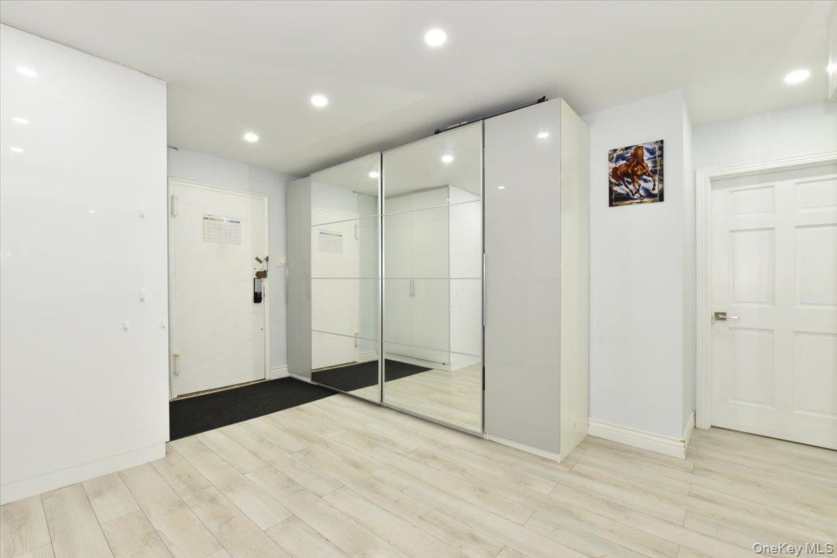 Coop E 19th Street  Brooklyn, NY 11235, MLS-1020883-6