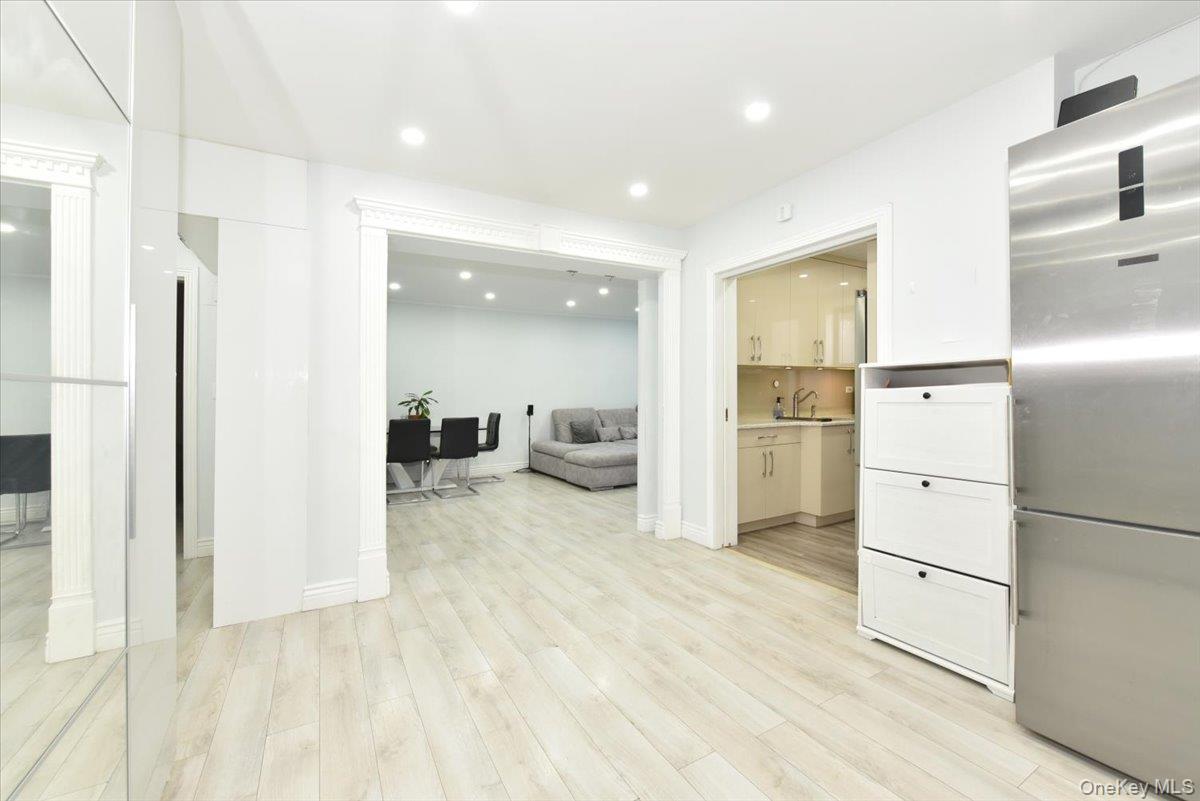 Coop E 19th Street  Brooklyn, NY 11235, MLS-1020883-8