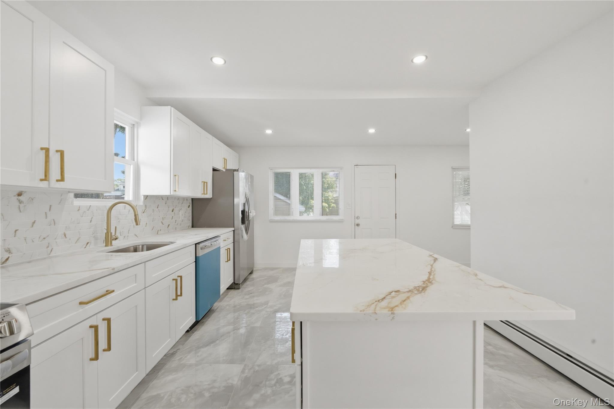 Single Family 119th Road Queens, NY 11434, MLS-1020904-8
