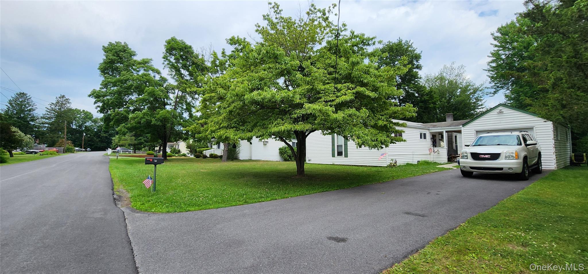 Single Family Gleason Boulevard  Dutchess County, NY 12569, MLS-1020908-11