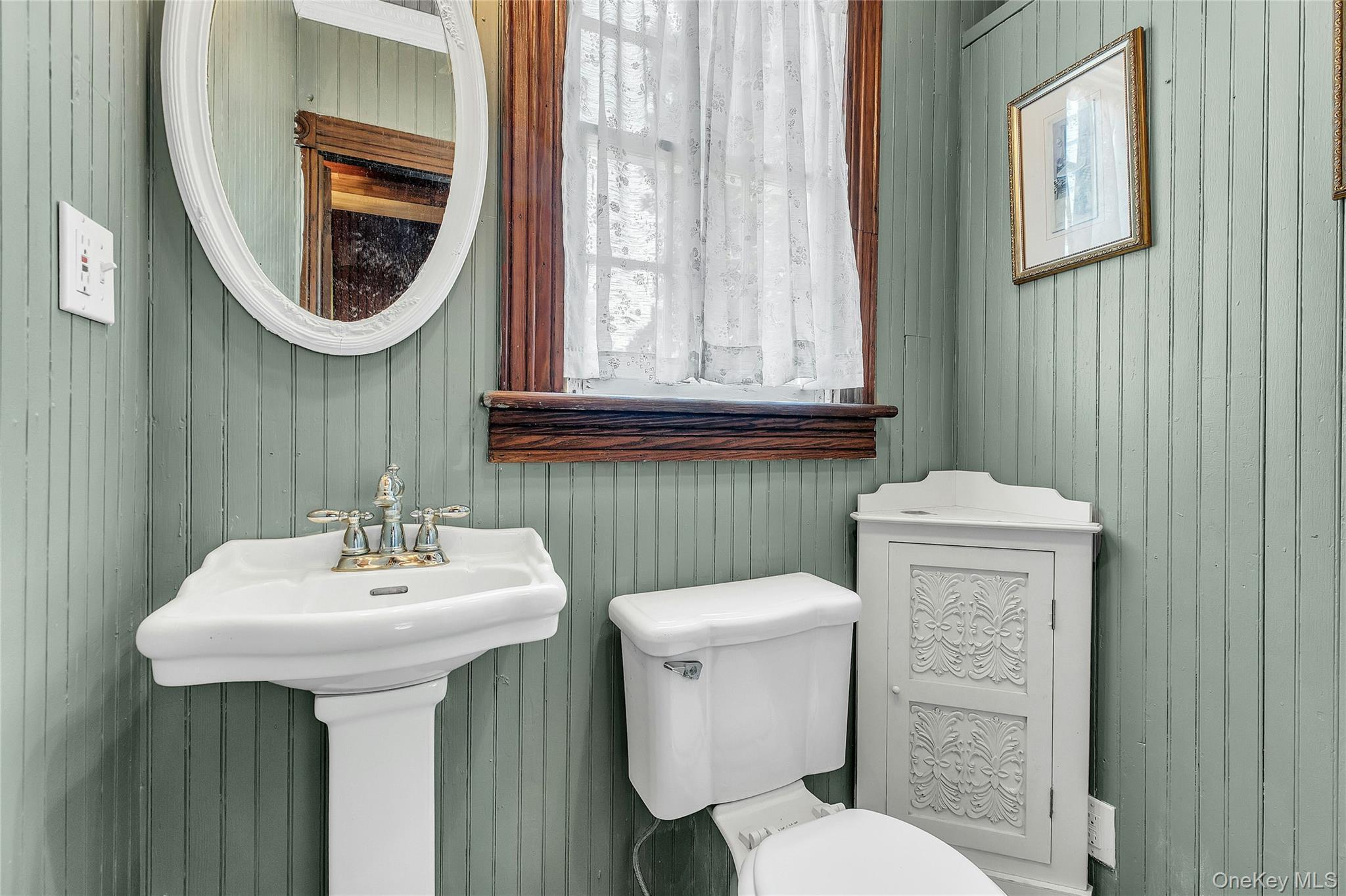 Single Family Montauk Highway  Suffolk County, NY 11940, MLS-1020923-26