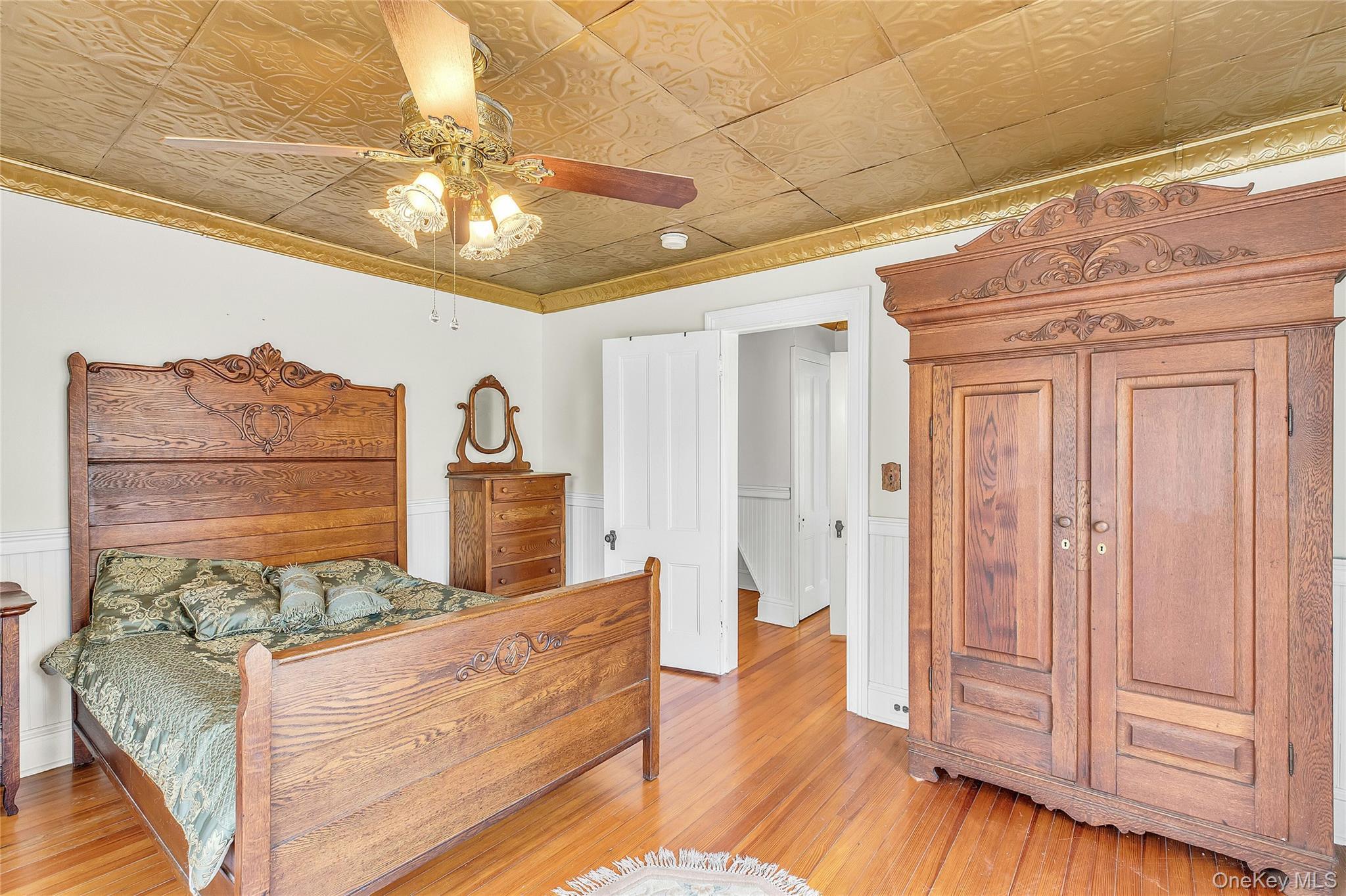 Single Family Montauk Highway  Suffolk County, NY 11940, MLS-1020923-28