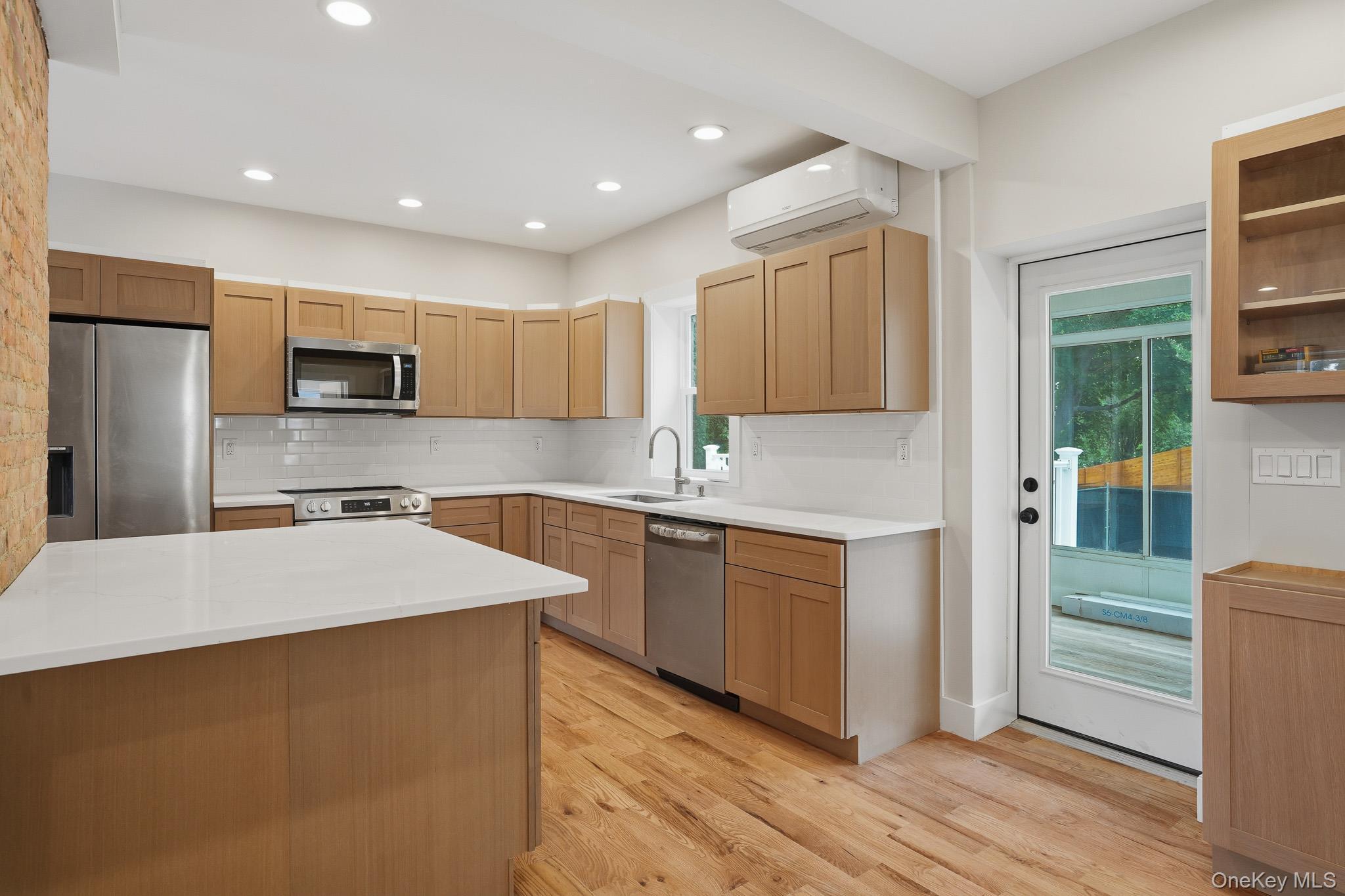 Single Family Robinson Street  Dutchess County, NY 12508, MLS-1020939-11