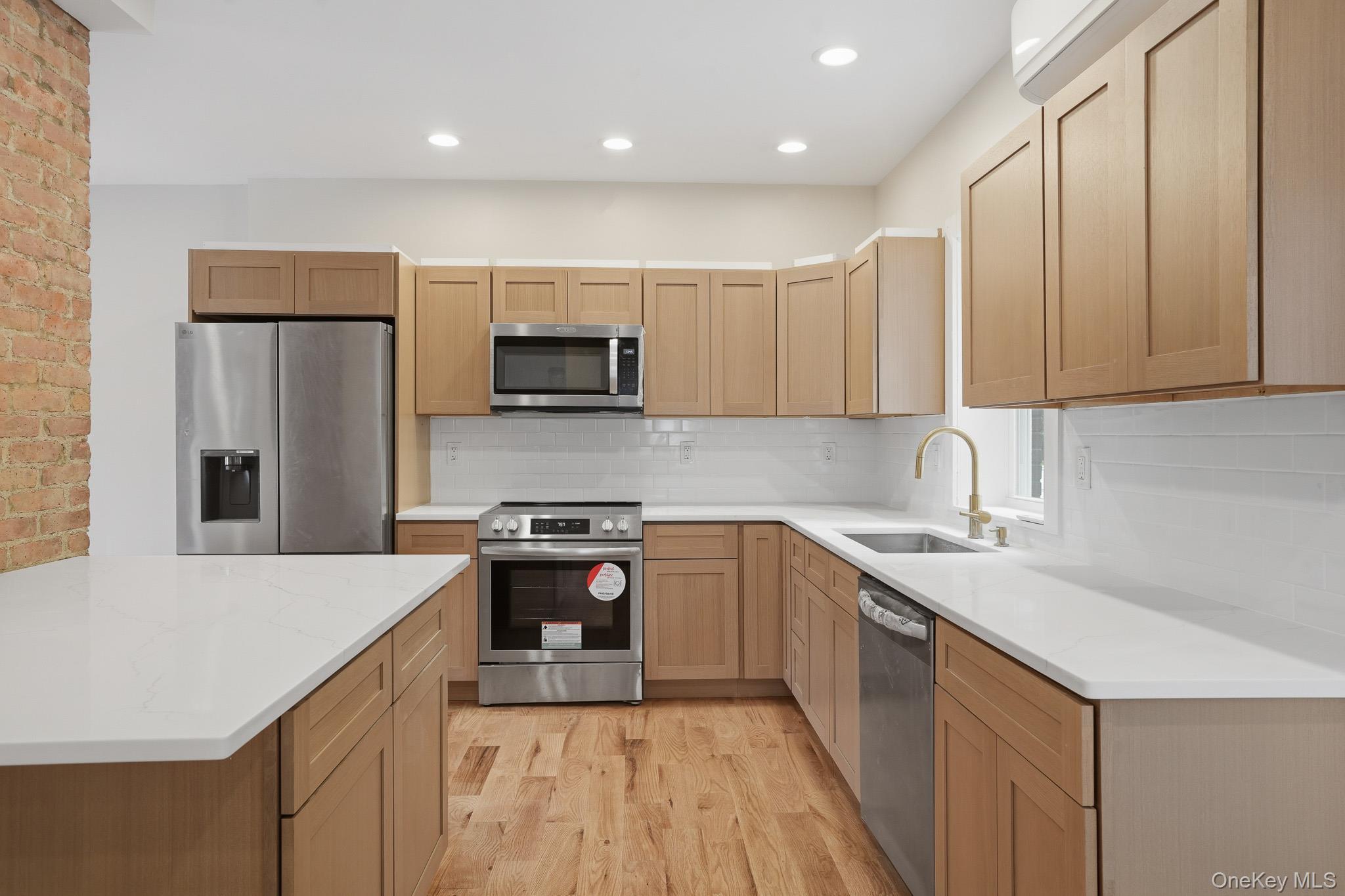 Single Family Robinson Street  Dutchess County, NY 12508, MLS-1020939-14