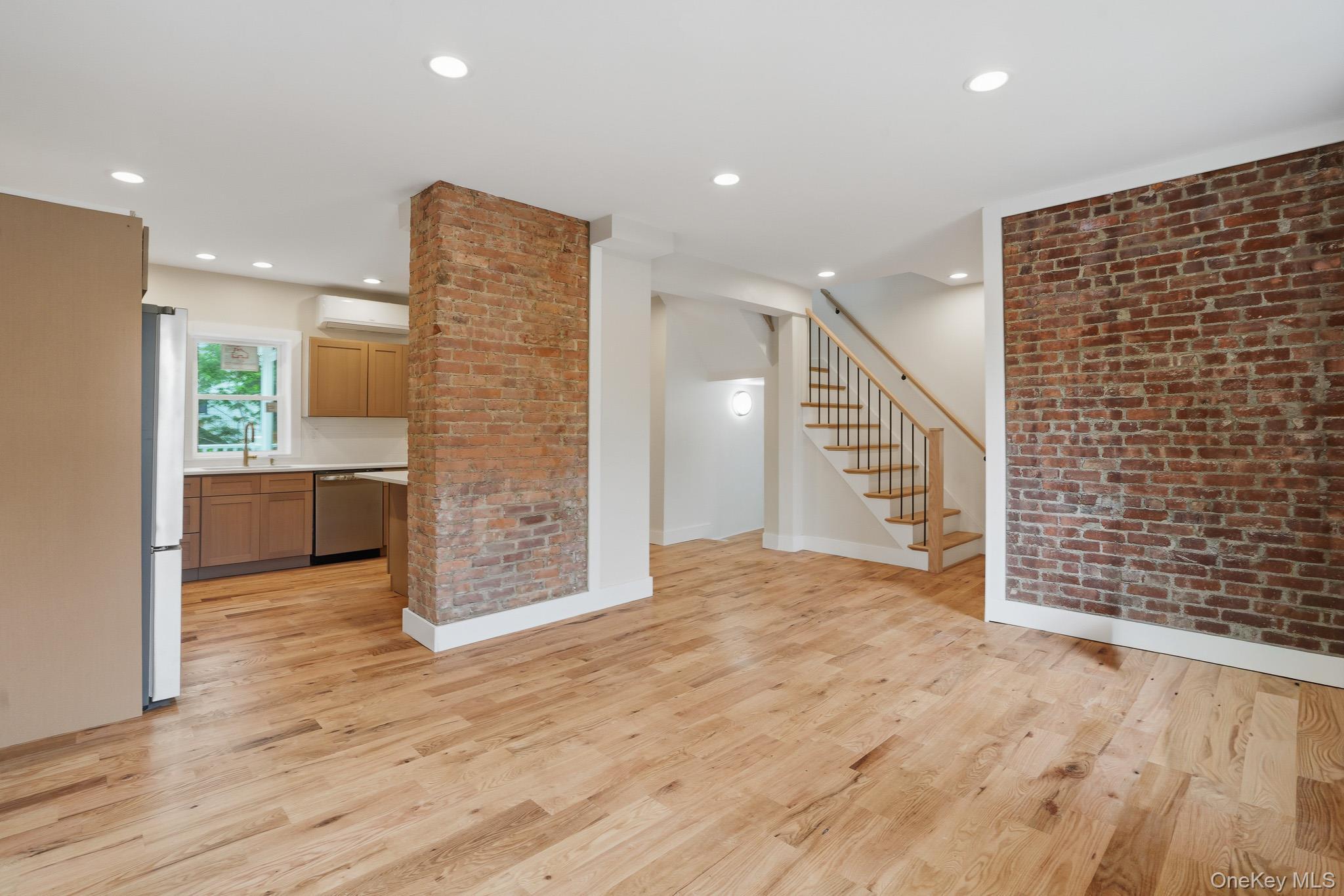 Single Family Robinson Street  Dutchess County, NY 12508, MLS-1020939-8