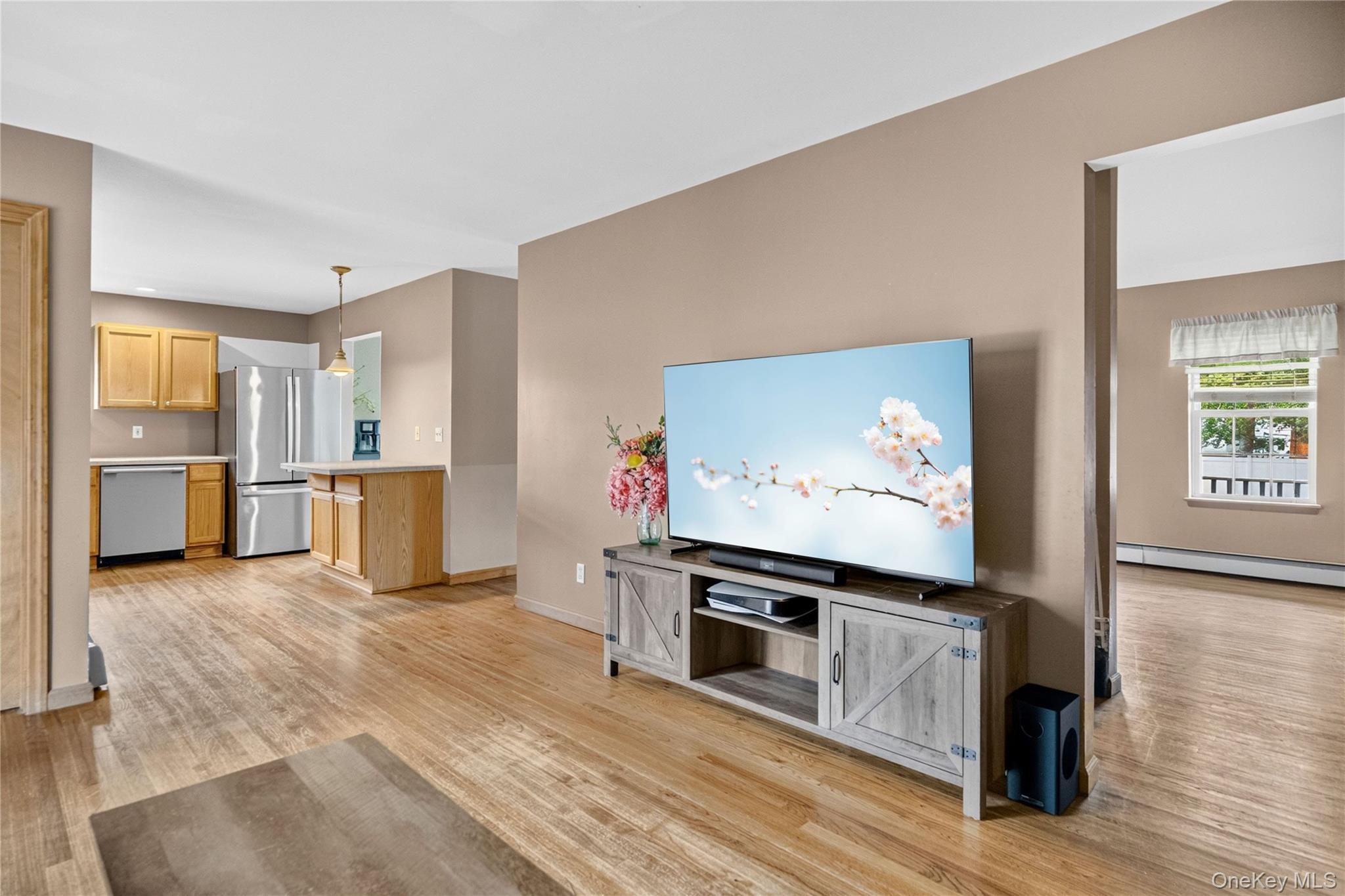 Single Family Lombardy Drive  Suffolk County, NY 11967, MLS-1020948-20