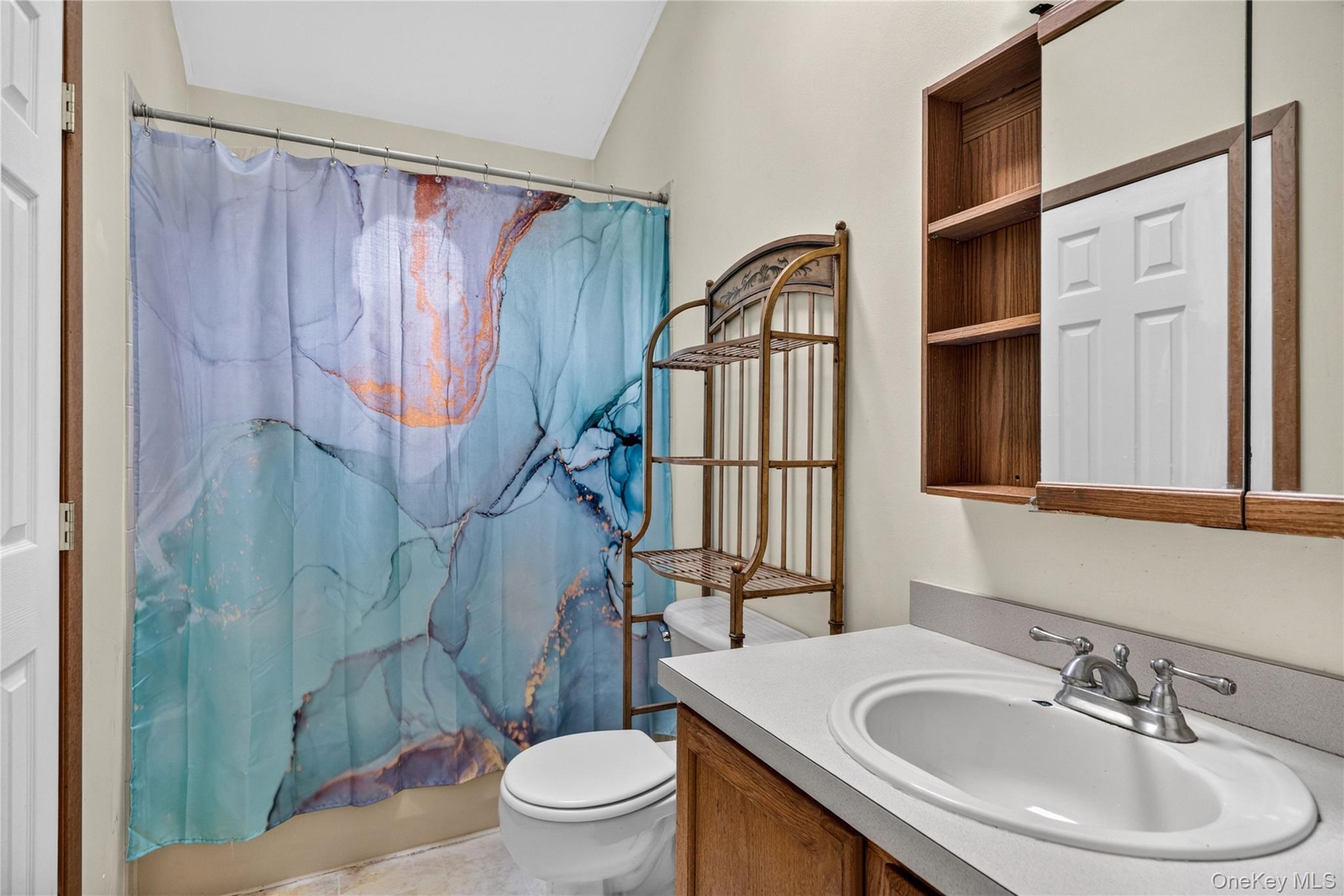 Single Family Lombardy Drive  Suffolk County, NY 11967, MLS-1020948-27