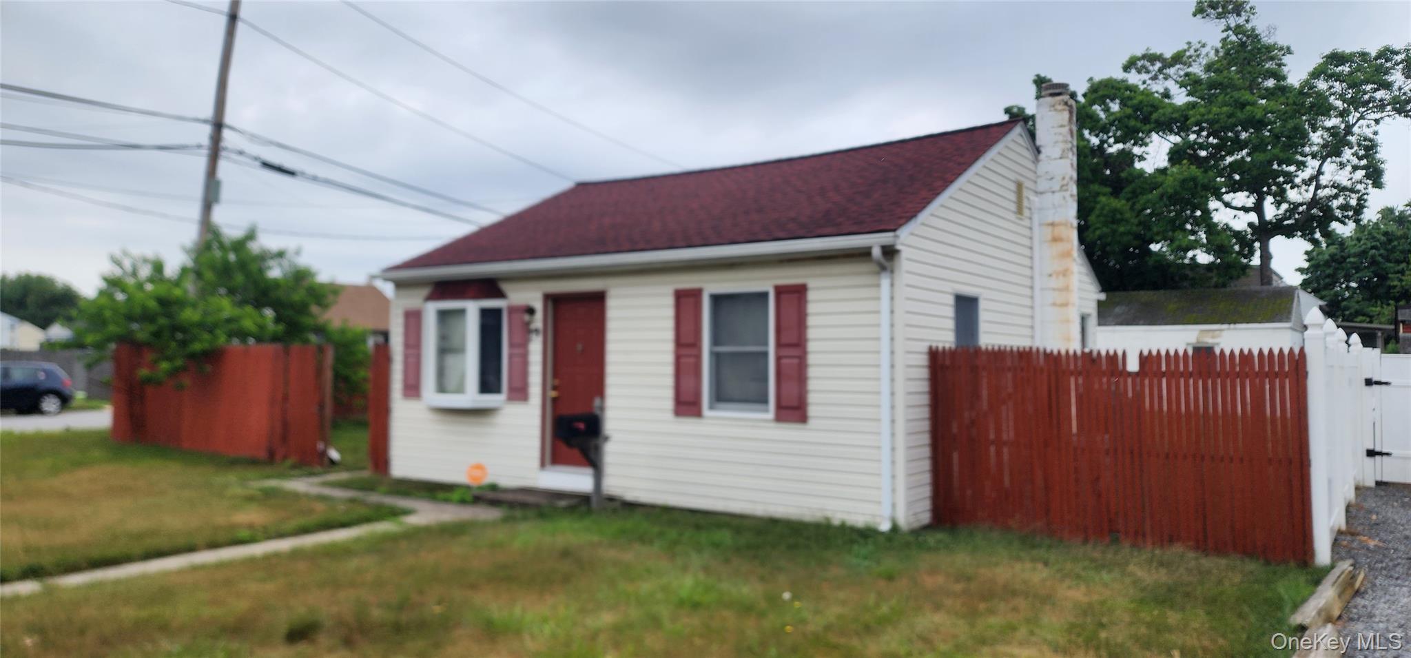 Single Family Commack Road  Suffolk County, NY 11703, MLS-1021019-2