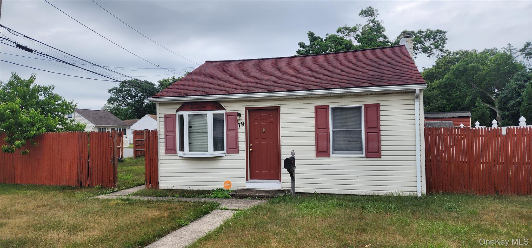 Single Family Commack Road  Suffolk County, NY 11703, MLS-1021019-3