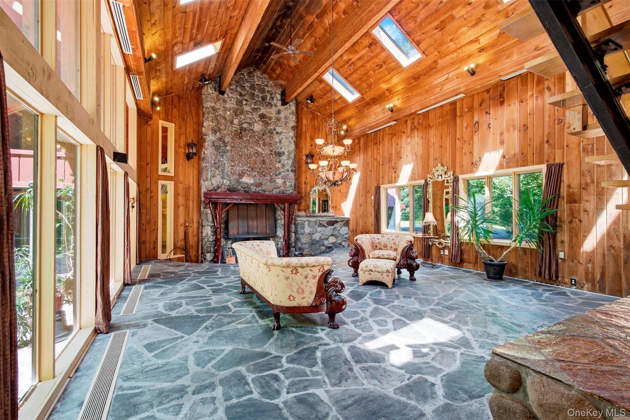Single Family Clove Road Out Of Area, NY 07827, MLS-1021031-14
