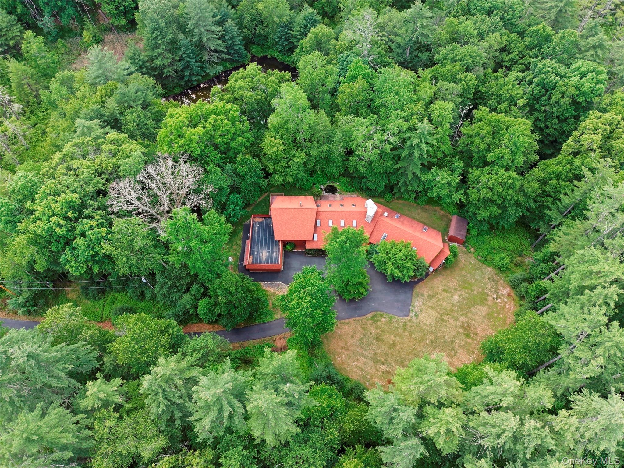 Single Family Clove Road Out Of Area, NY 07827, MLS-1021031-35