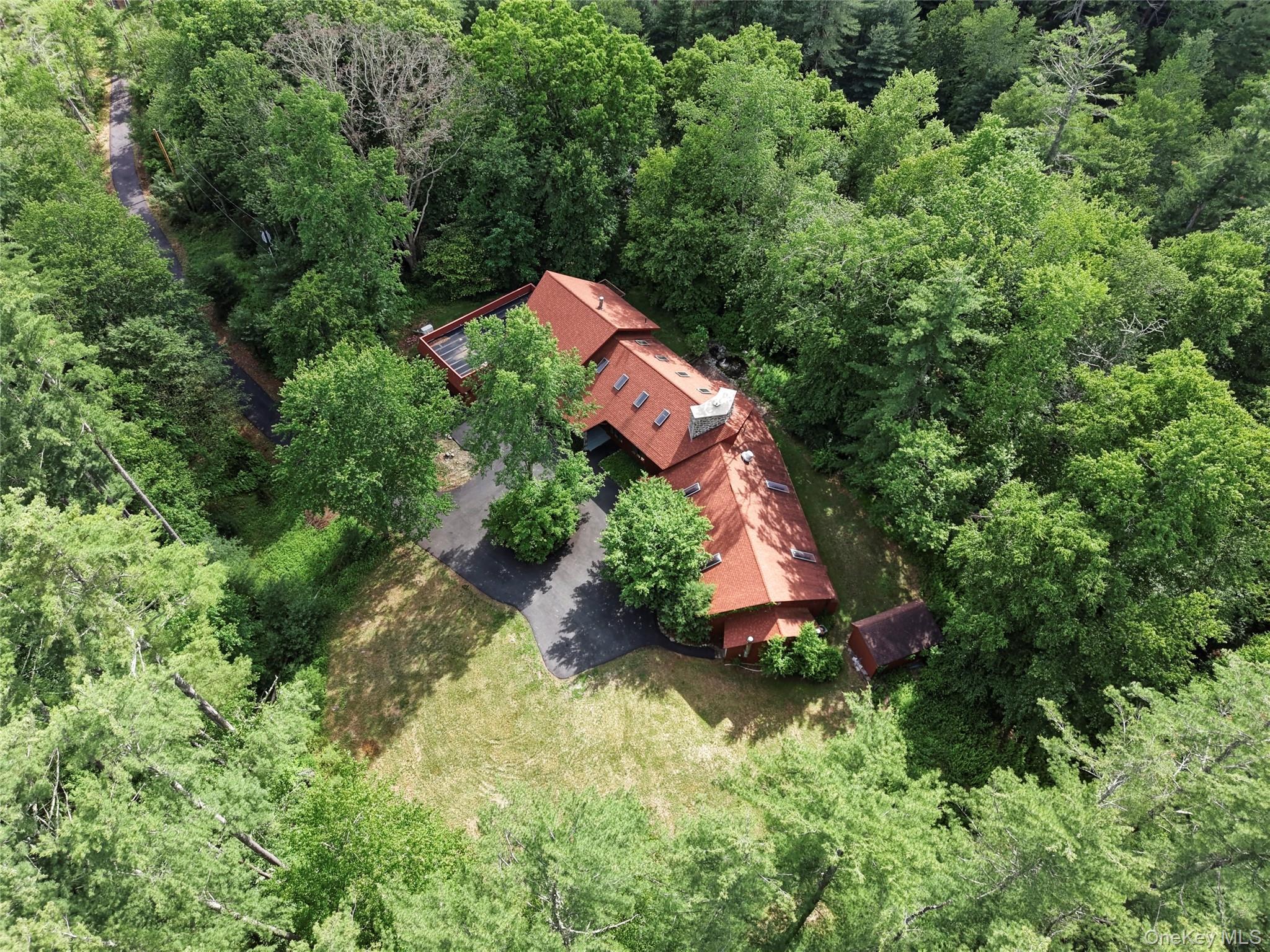 Single Family Clove Road Out Of Area, NY 07827, MLS-1021031-36