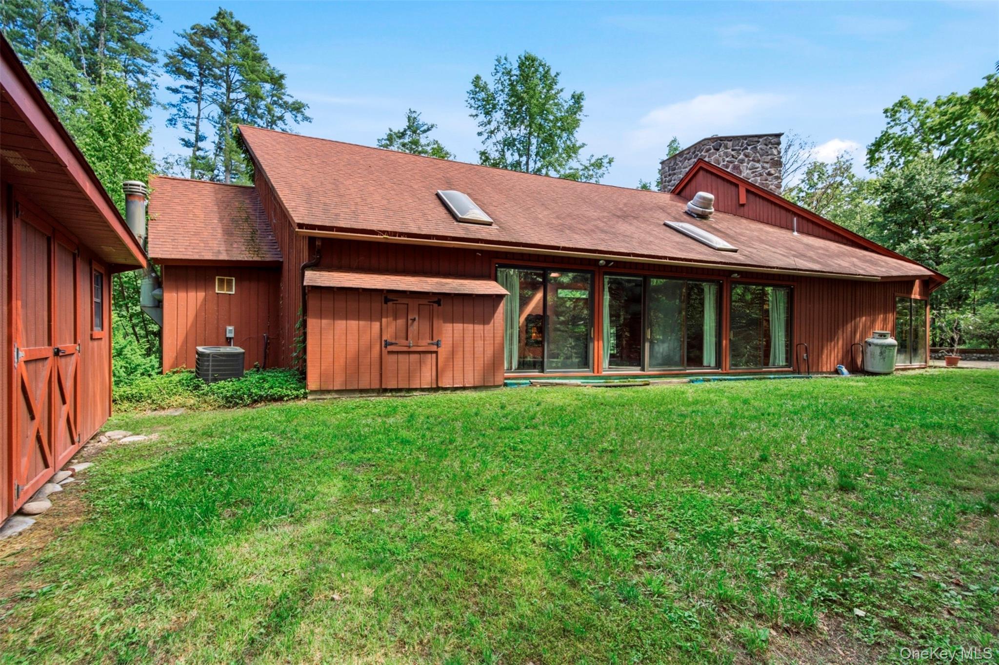 Single Family Clove Road Out Of Area, NY 07827, MLS-1021031-37