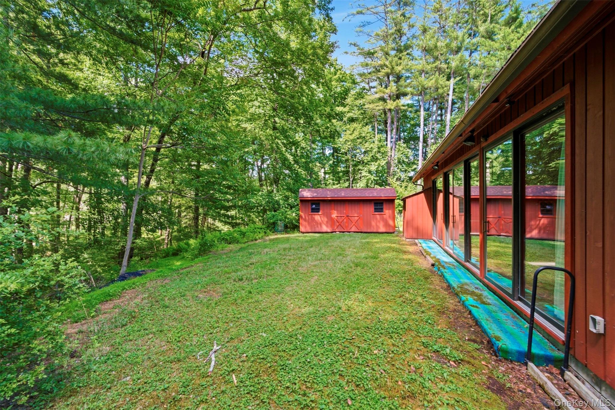 Single Family Clove Road Out Of Area, NY 07827, MLS-1021031-38