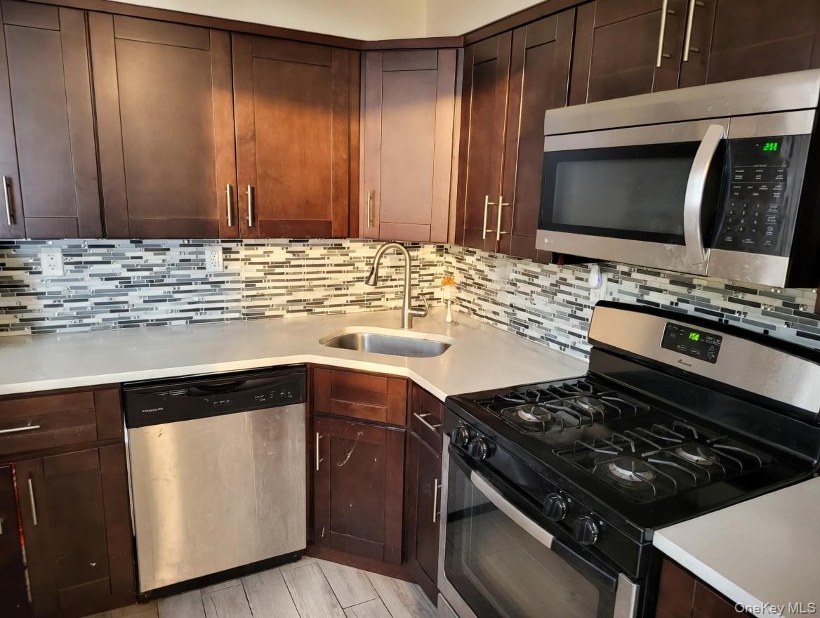 Single Family Rockaway Parkway Brooklyn, NY 11236, MLS-1021066-24