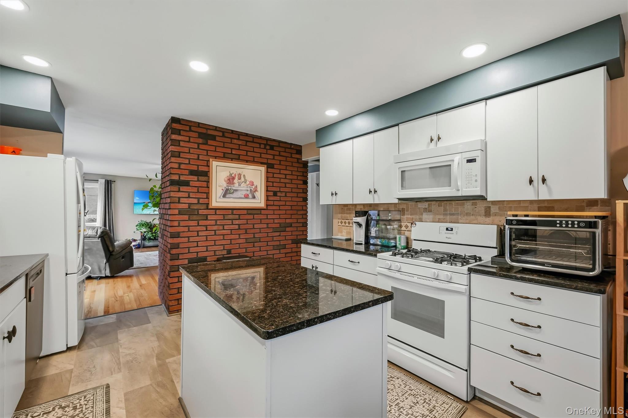 Single Family Maple Avenue Orange County, NY 10924, MLS-1021076-12