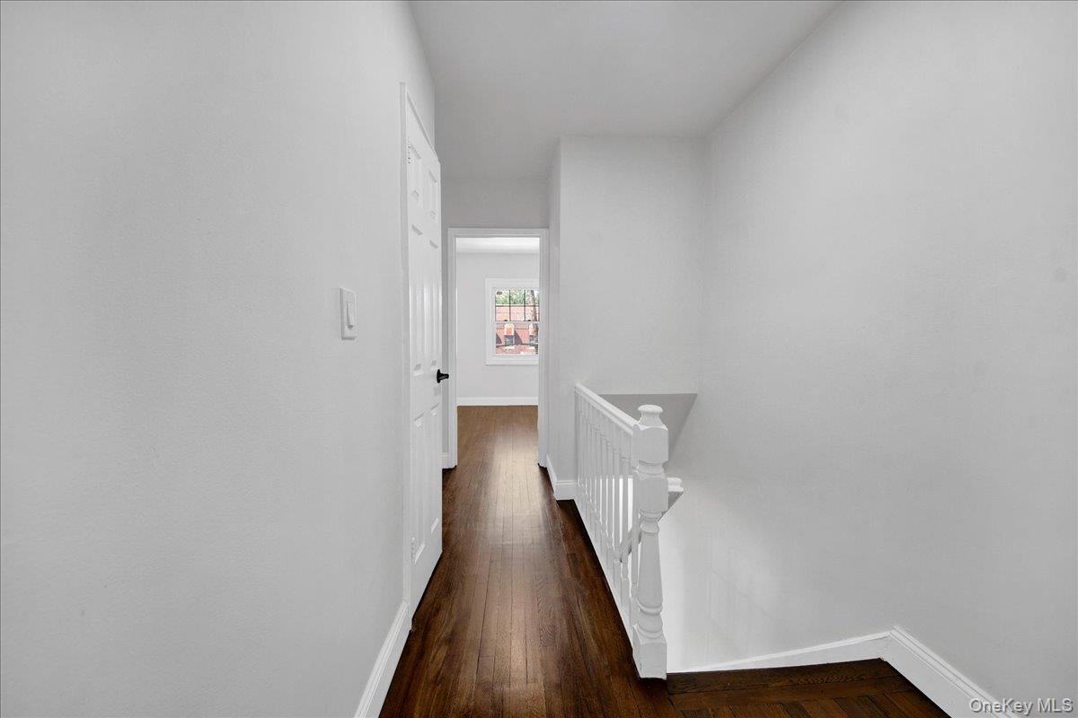 Single Family E 227th Street Bronx, NY 10466, MLS-1021087-14