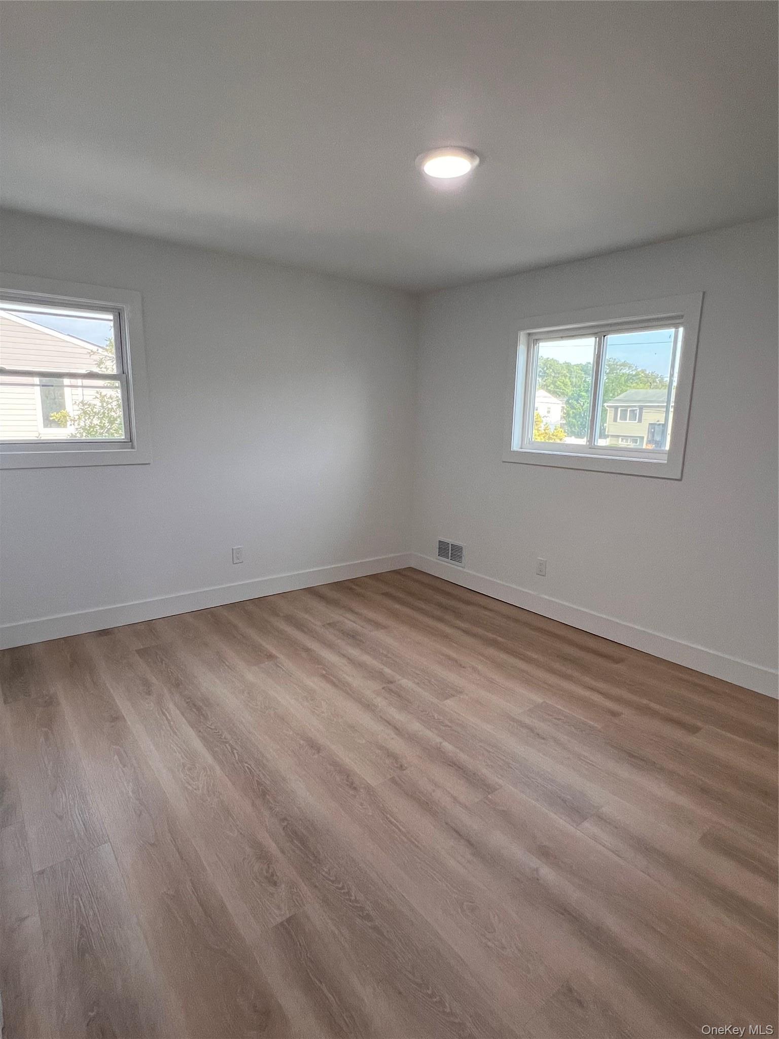 Single Family Hawkins Road Suffolk County, NY 11784, MLS-1021098-10