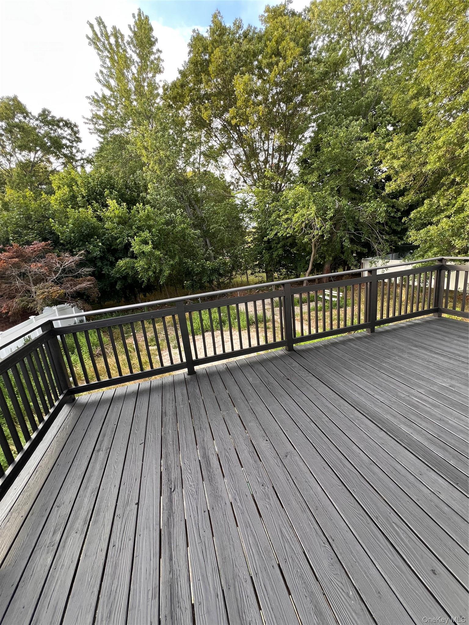 Single Family Hawkins Road  Suffolk County, NY 11784, MLS-1021098-20
