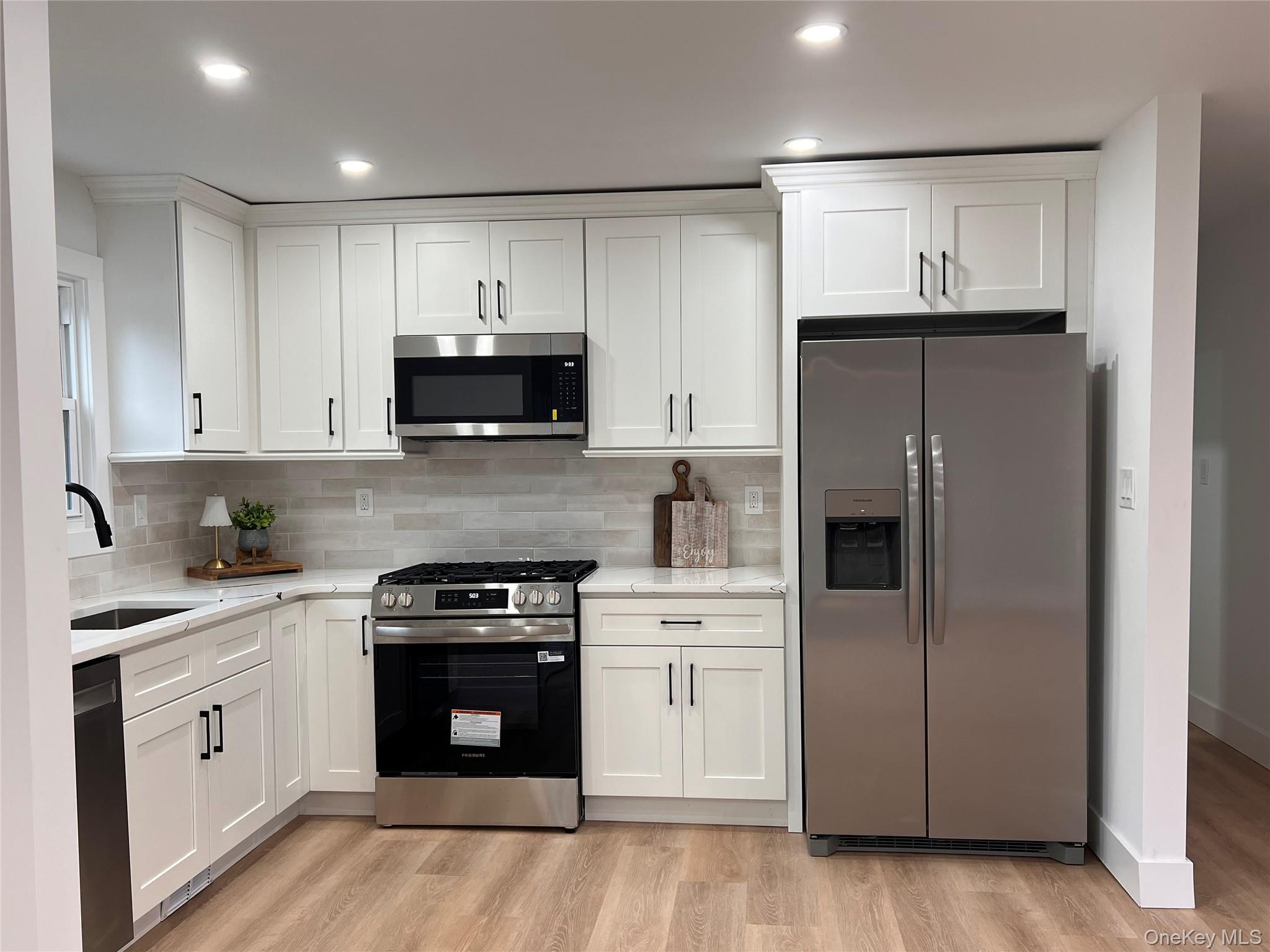Single Family Hawkins Road Suffolk County, NY 11784, MLS-1021098-6