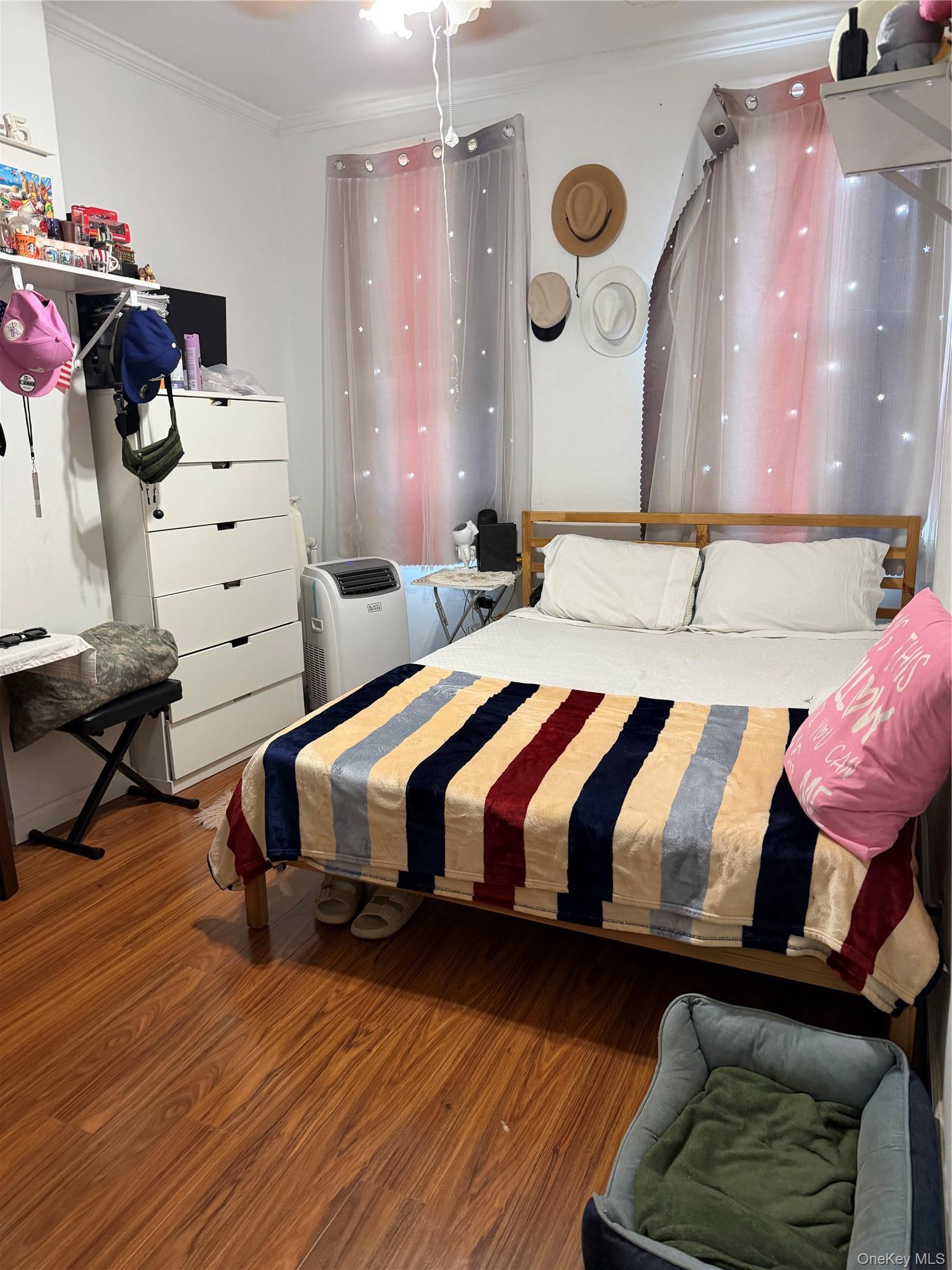Single Family 54th Street  Queens, NY 11377, MLS-1021108-6