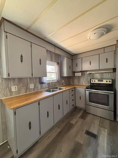 Single Family Violet Ave Dutchess County, NY 12538, MLS-1021118-7