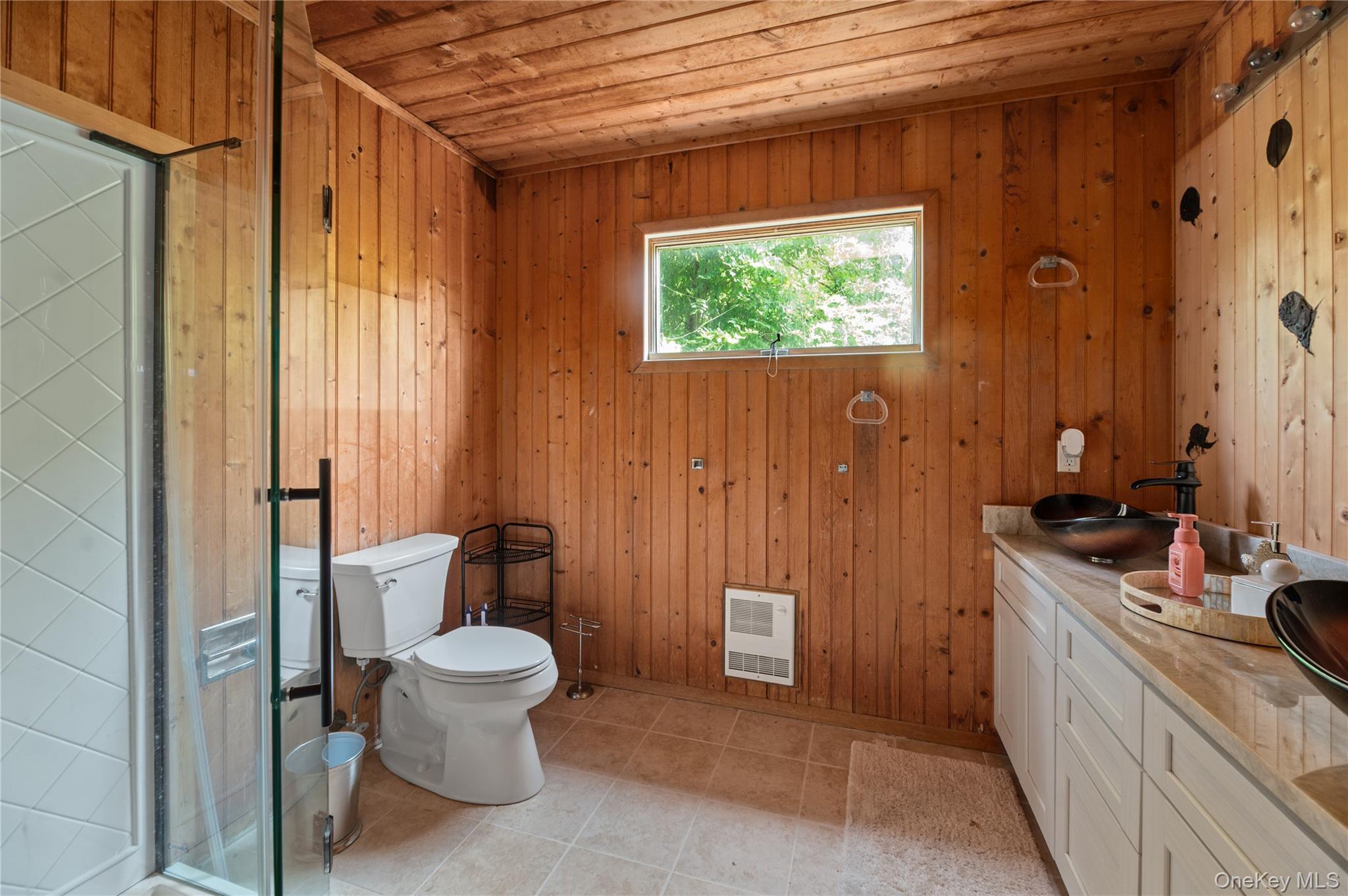 Single Family Ontario Street  Suffolk County, NY 11770, MLS-1021137-11