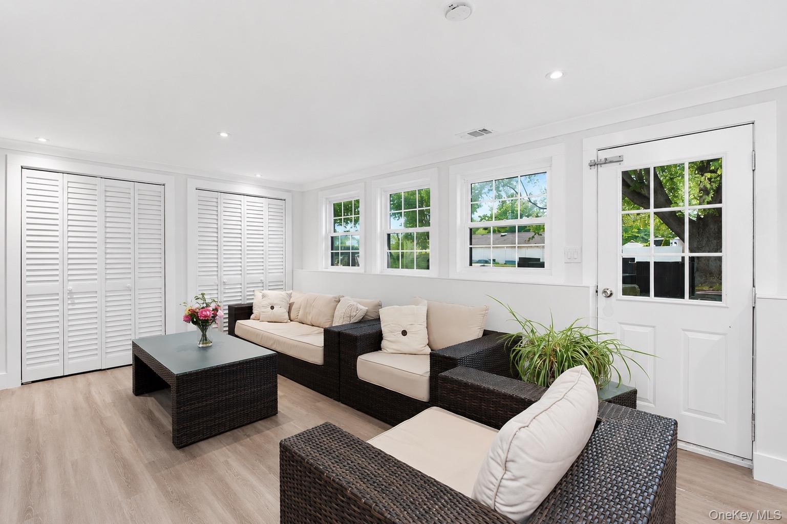 Single Family Locust Avenue Suffolk County, NY 11769, MLS-1021139-16