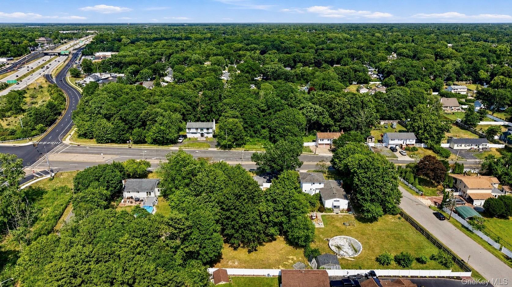 Single Family Locust Avenue Suffolk County, NY 11769, MLS-1021139-21