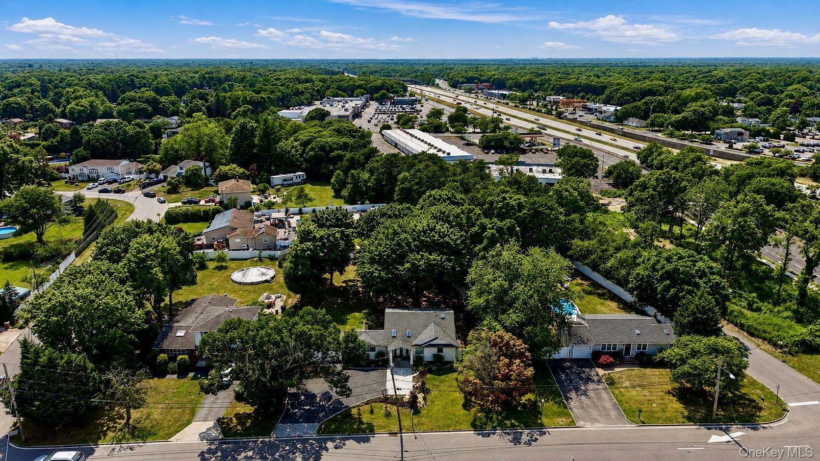 Single Family Locust Avenue Suffolk County, NY 11769, MLS-1021139-3