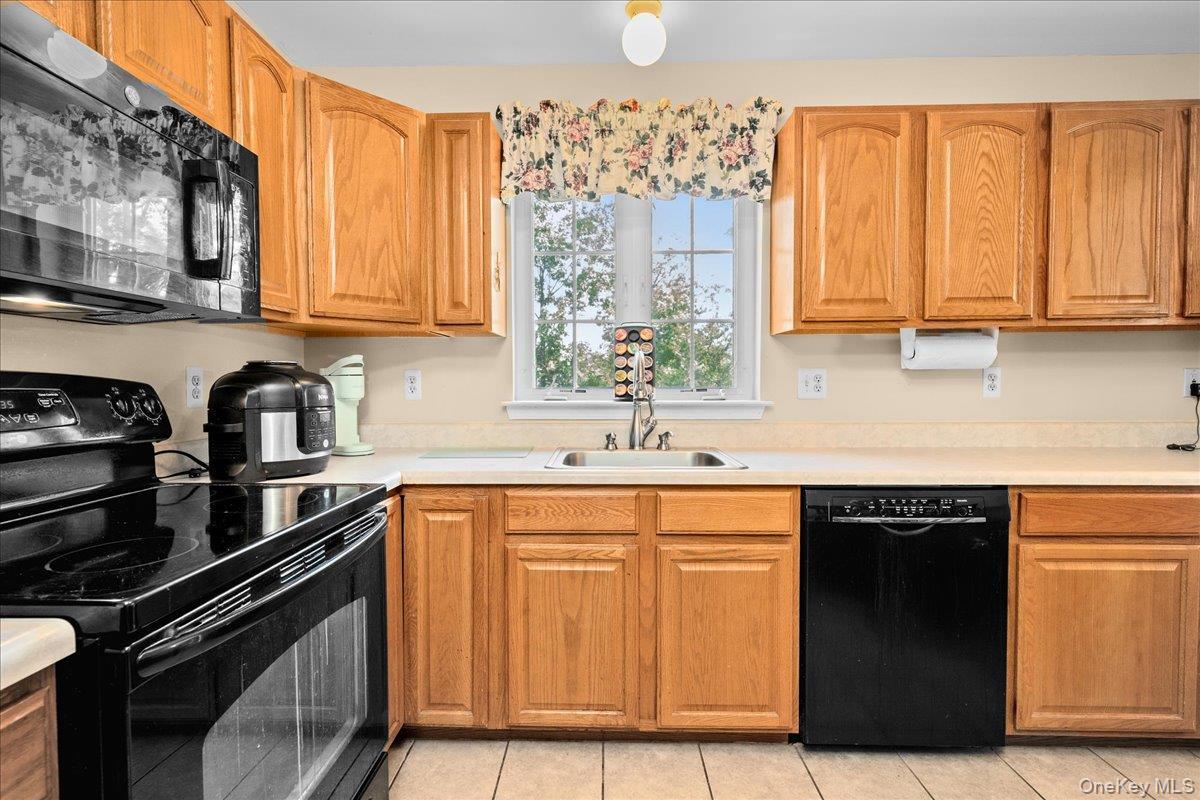 Single Family Highland Avenue Orange County, NY 10950, MLS-1021151-15