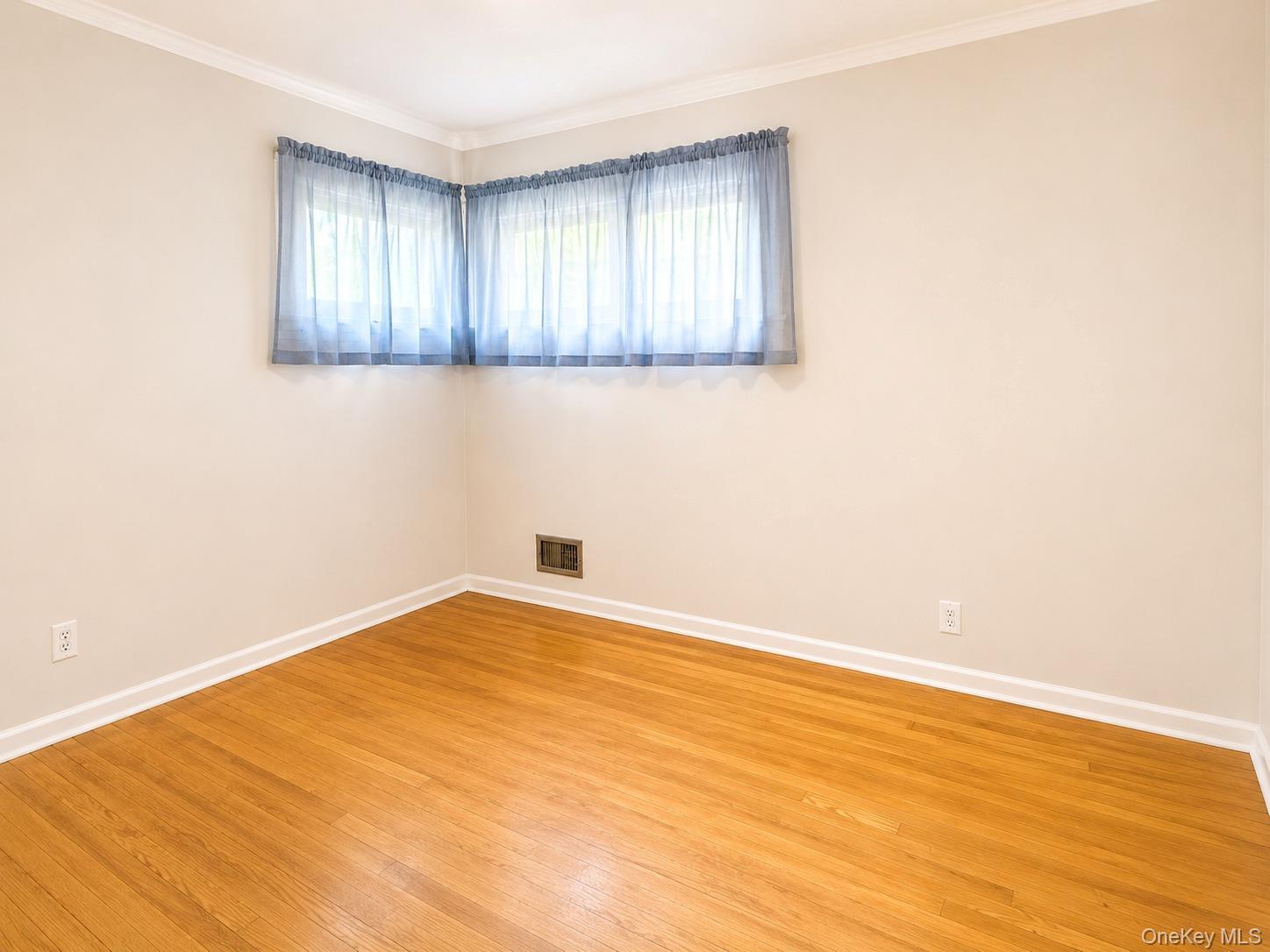 Single Family 127th Street Queens, NY 11356, MLS-1021162-7