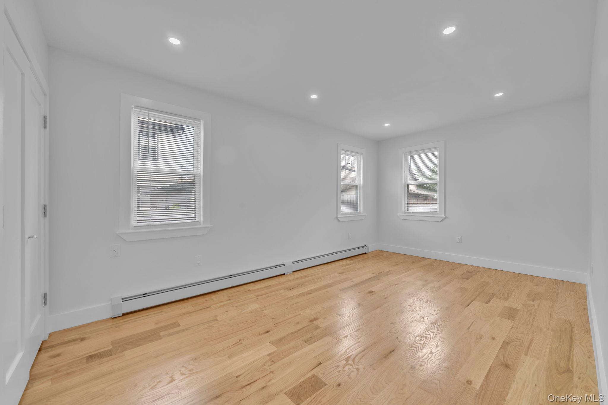 Single Family 119th Drive Queens, NY 11434, MLS-1021175-17