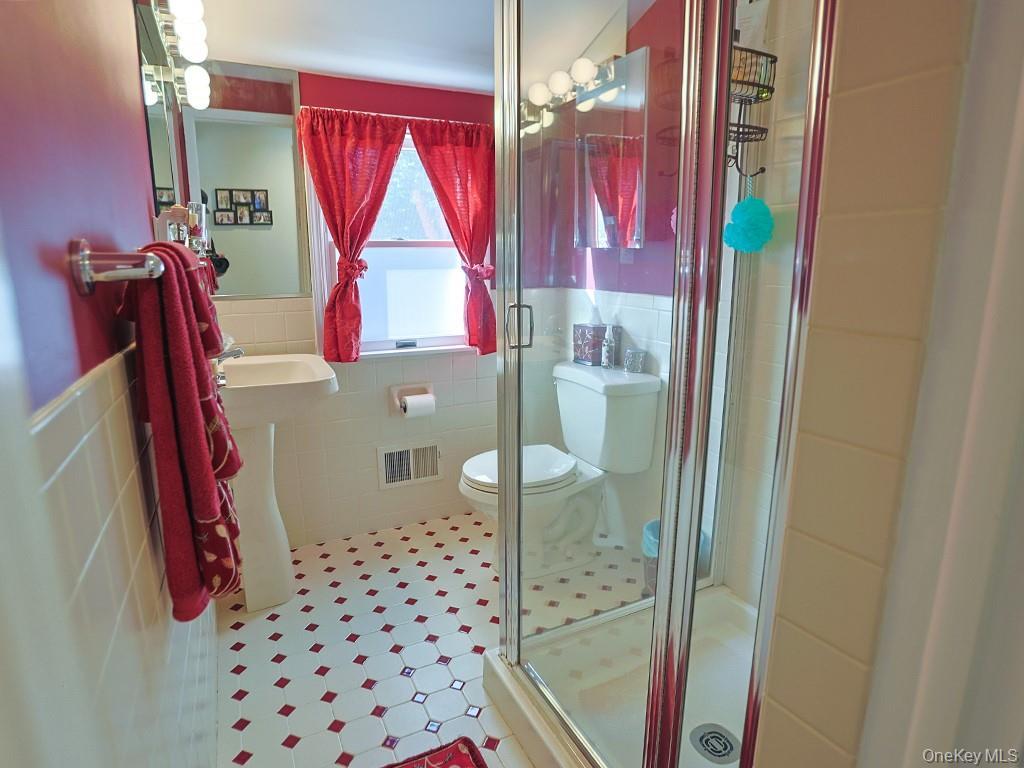 Single Family Van Buren Street Rockland County, NY 10965, MLS-1021200-7