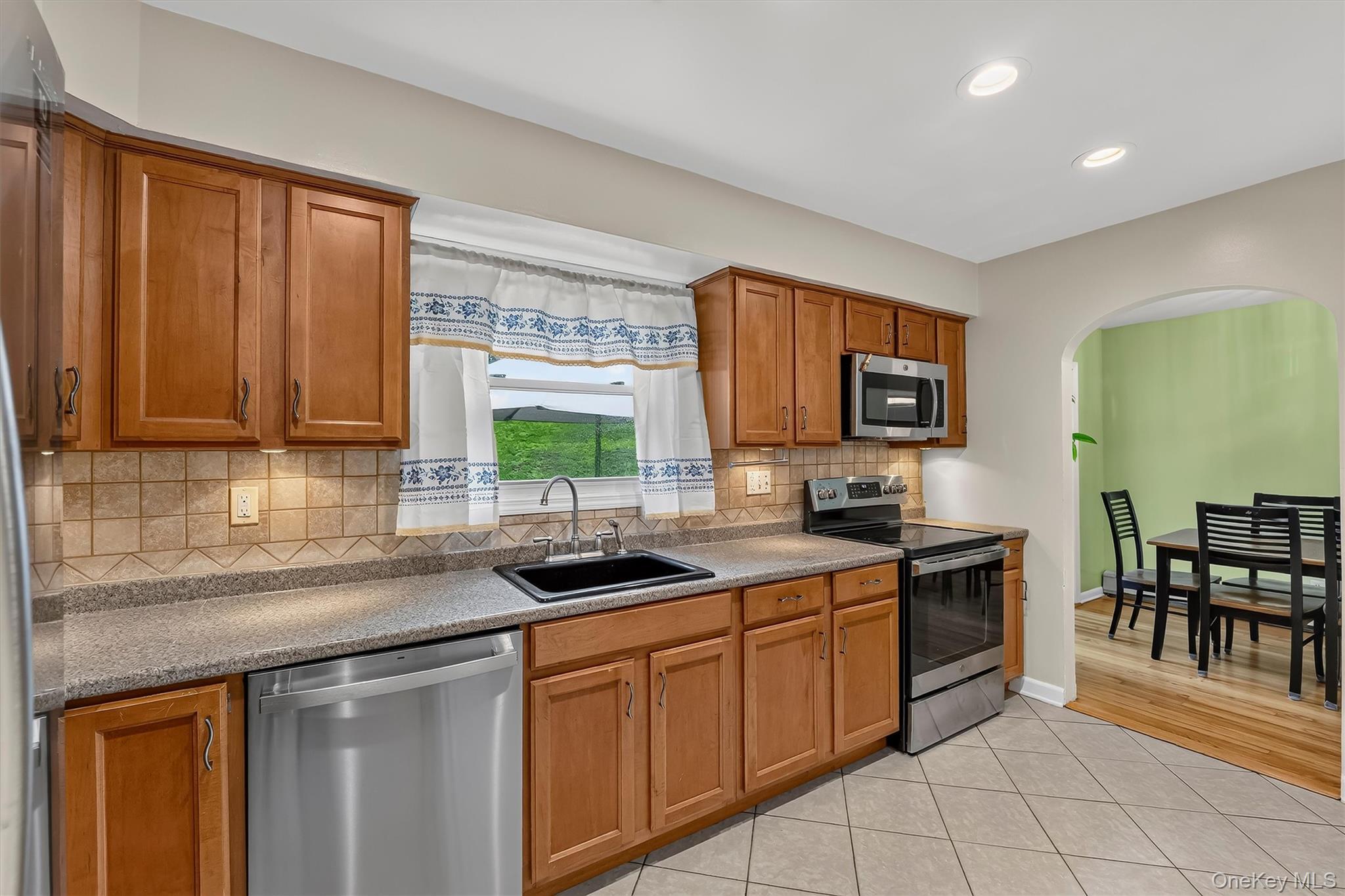 Single Family Durrin Avenue  Westchester County, NY 10567, MLS-1021216-12
