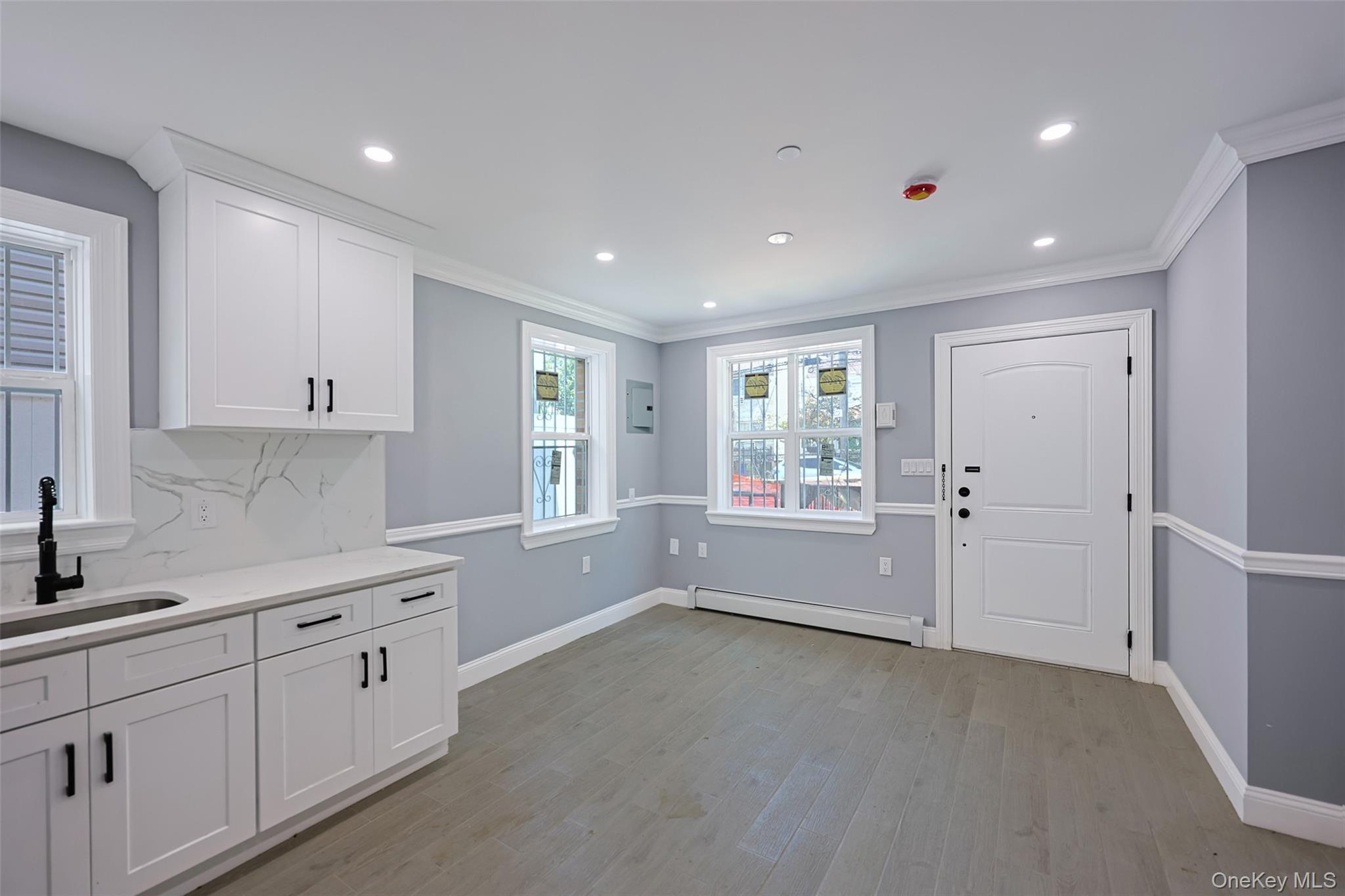 Single Family E 225th Street Bronx, NY 10466, MLS-1021227-29