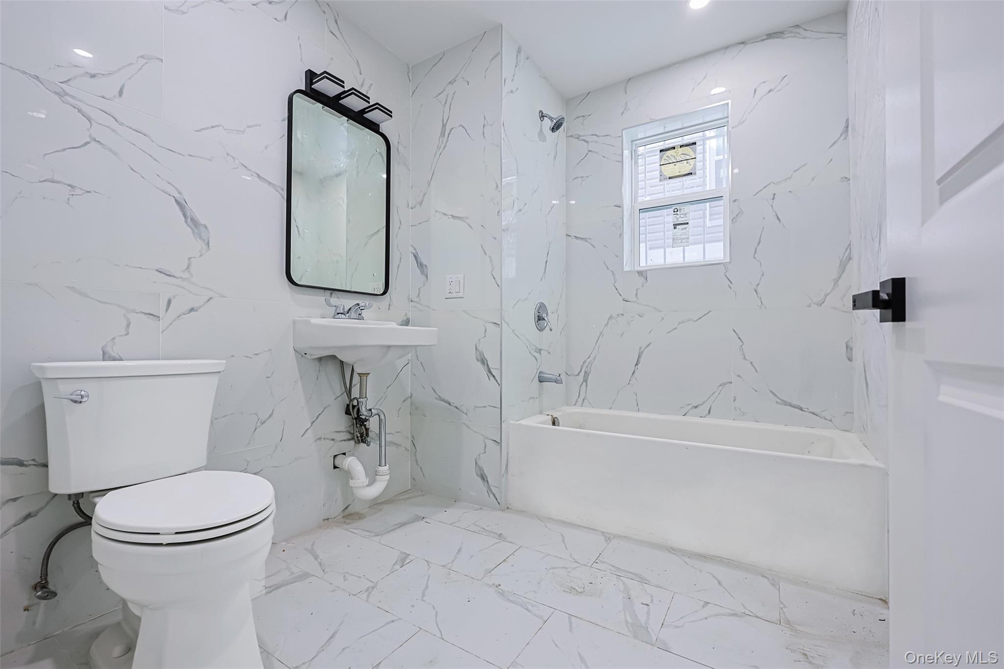 Single Family E 225th Street Bronx, NY 10466, MLS-1021227-30