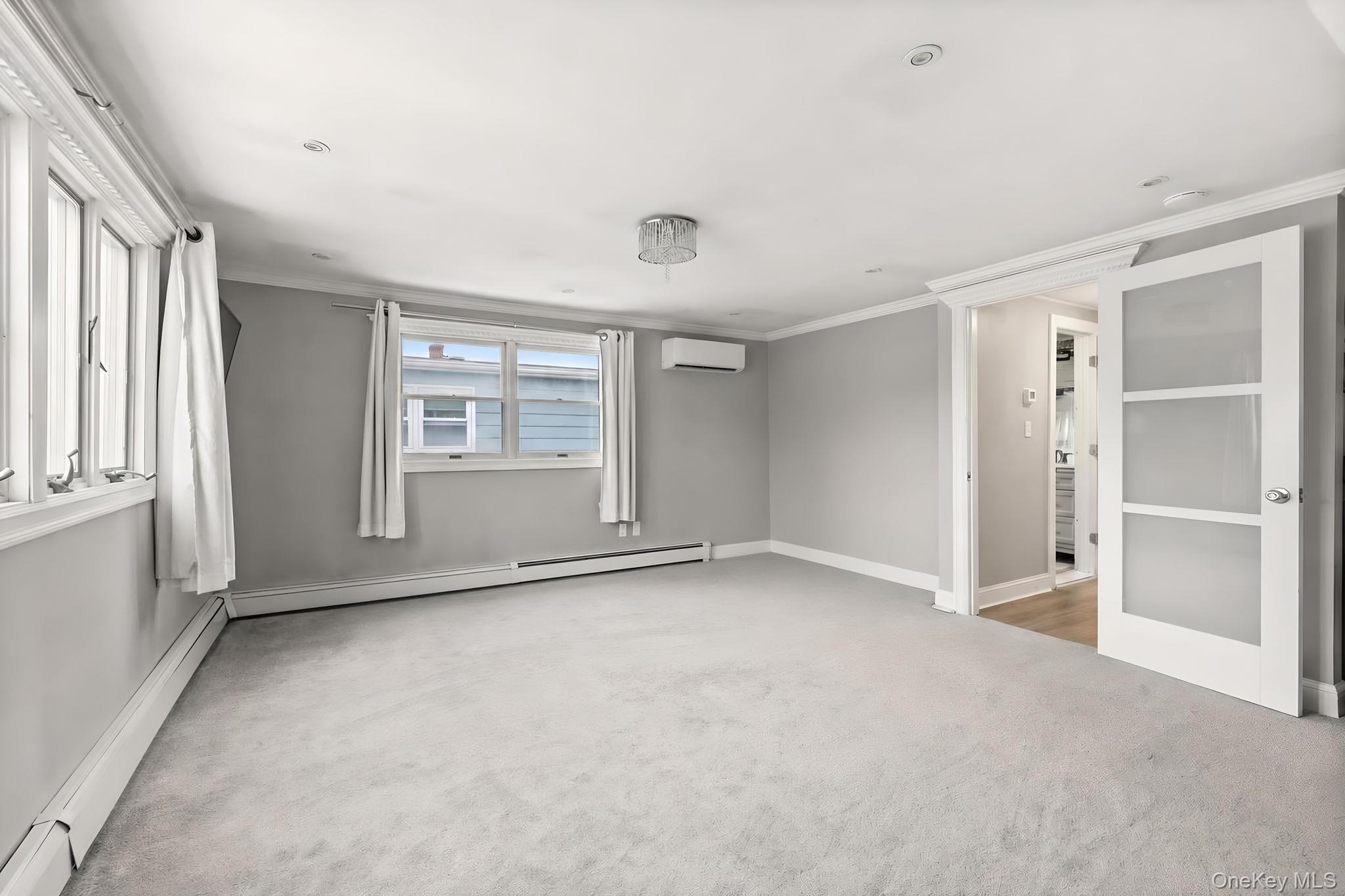 Single Family Riverside Drive Nassau County, NY 11793, MLS-1021229-18