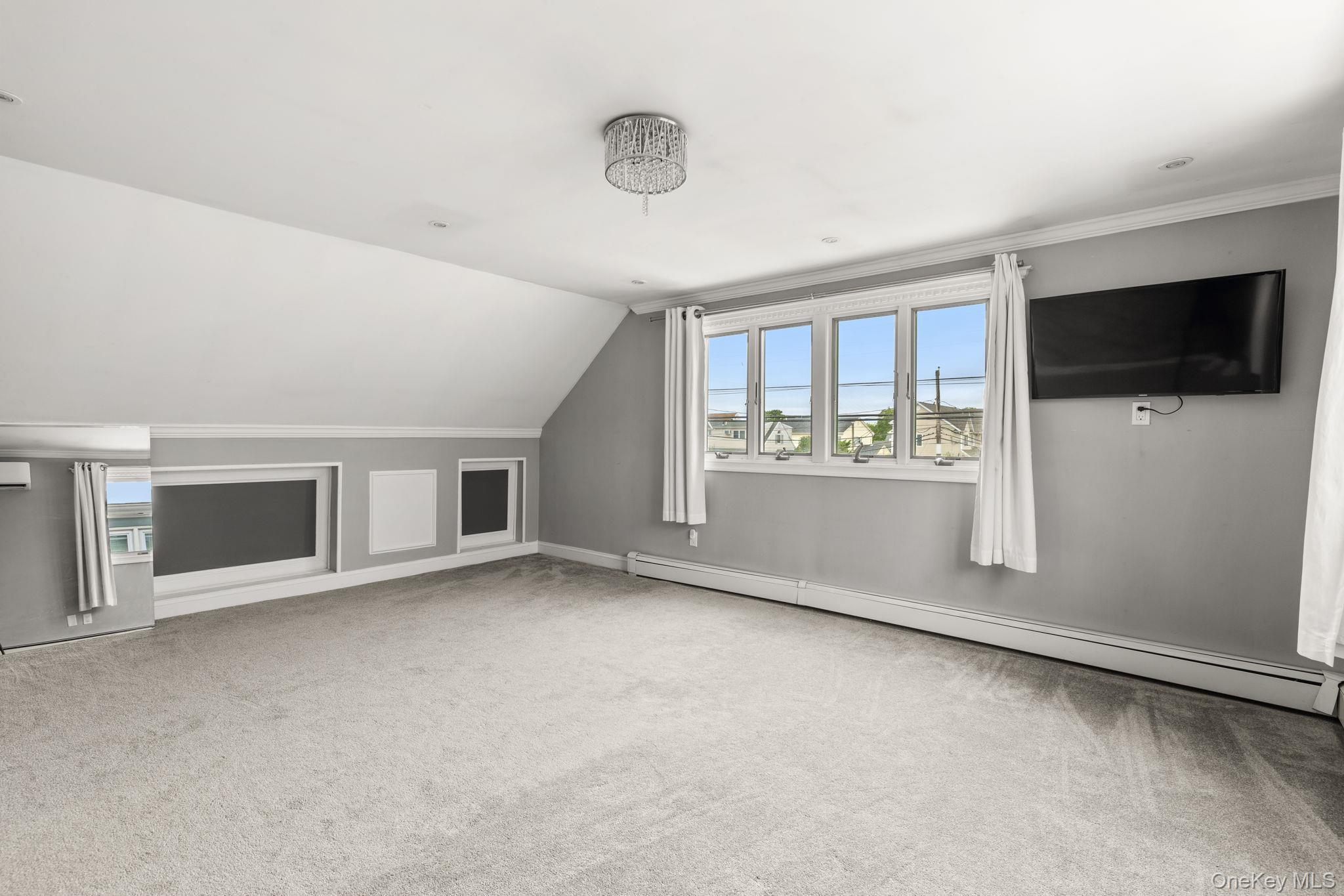 Single Family Riverside Drive Nassau County, NY 11793, MLS-1021229-19
