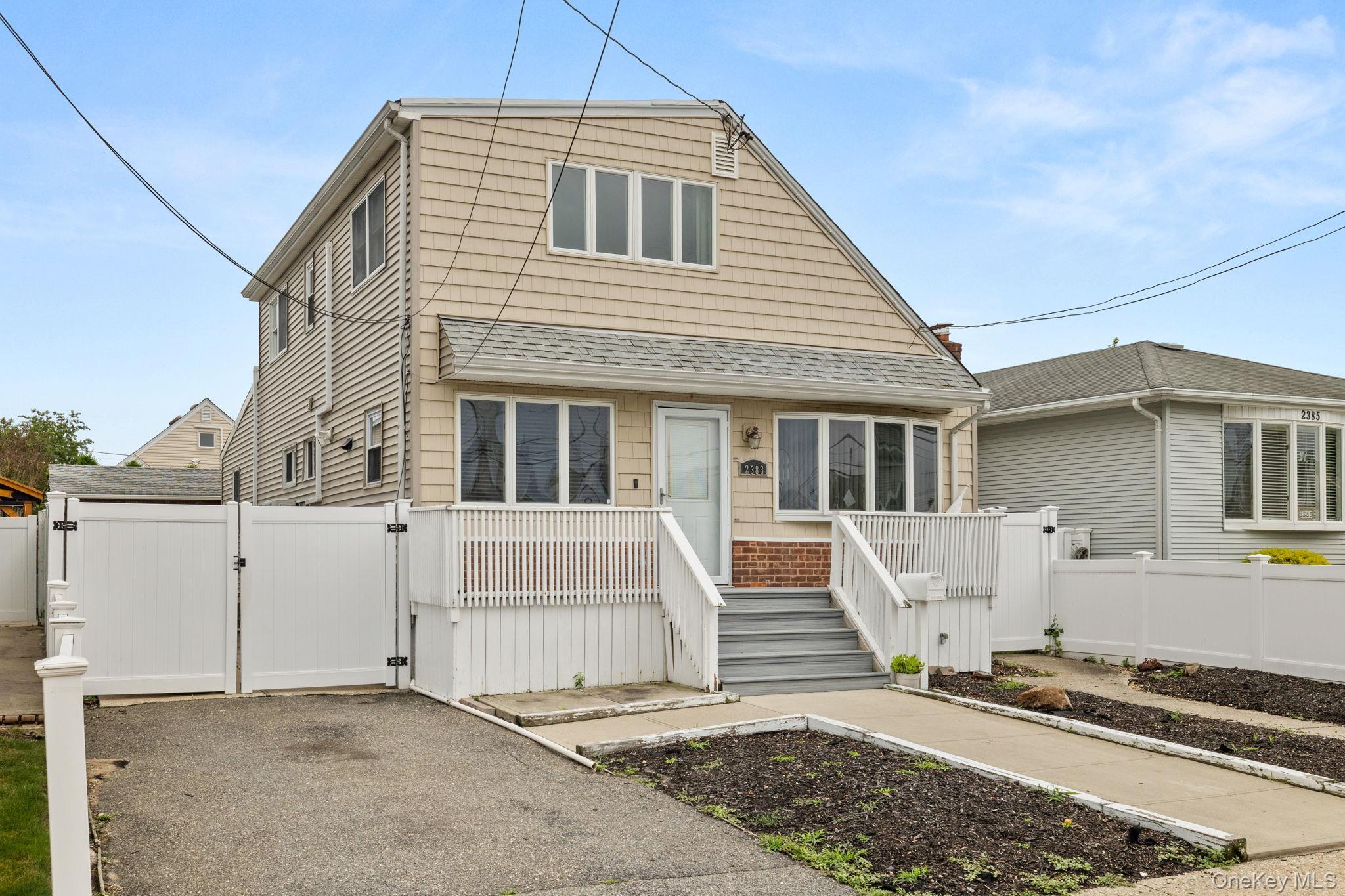 Single Family Riverside Drive Nassau County, NY 11793, MLS-1021229-6