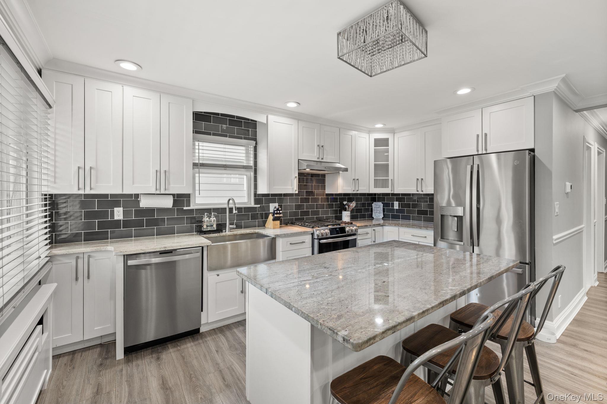 Single Family Riverside Drive Nassau County, NY 11793, MLS-1021229-7