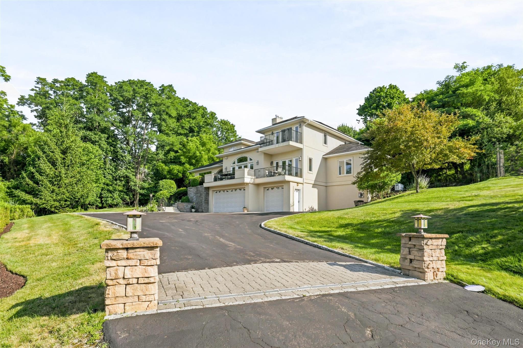 Single Family Half Moon Ridge Orange County, NY 12520, MLS-1021232-4