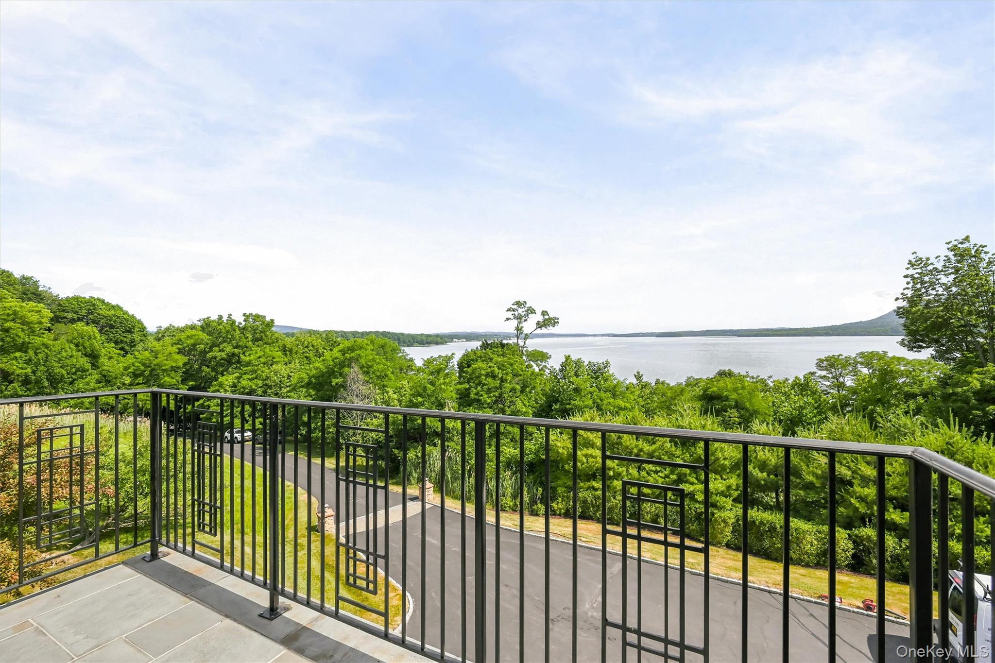 Single Family Half Moon Ridge Orange County, NY 12520, MLS-1021232-41