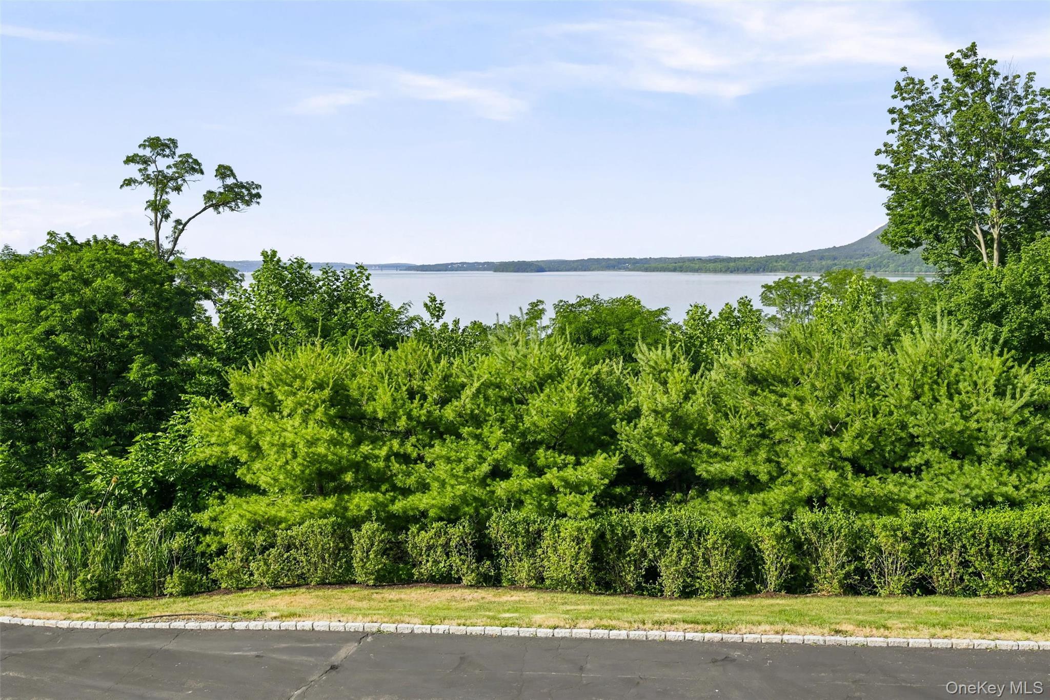 Single Family Half Moon Ridge Orange County, NY 12520, MLS-1021232-47