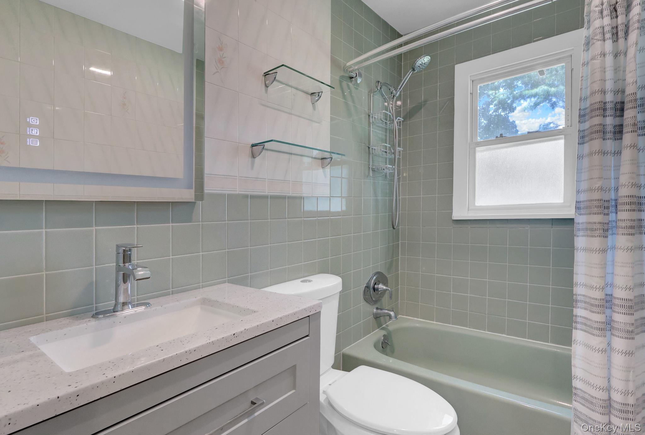 Single Family Lincoln Drive Suffolk County, NY 11951, MLS-1021242-21