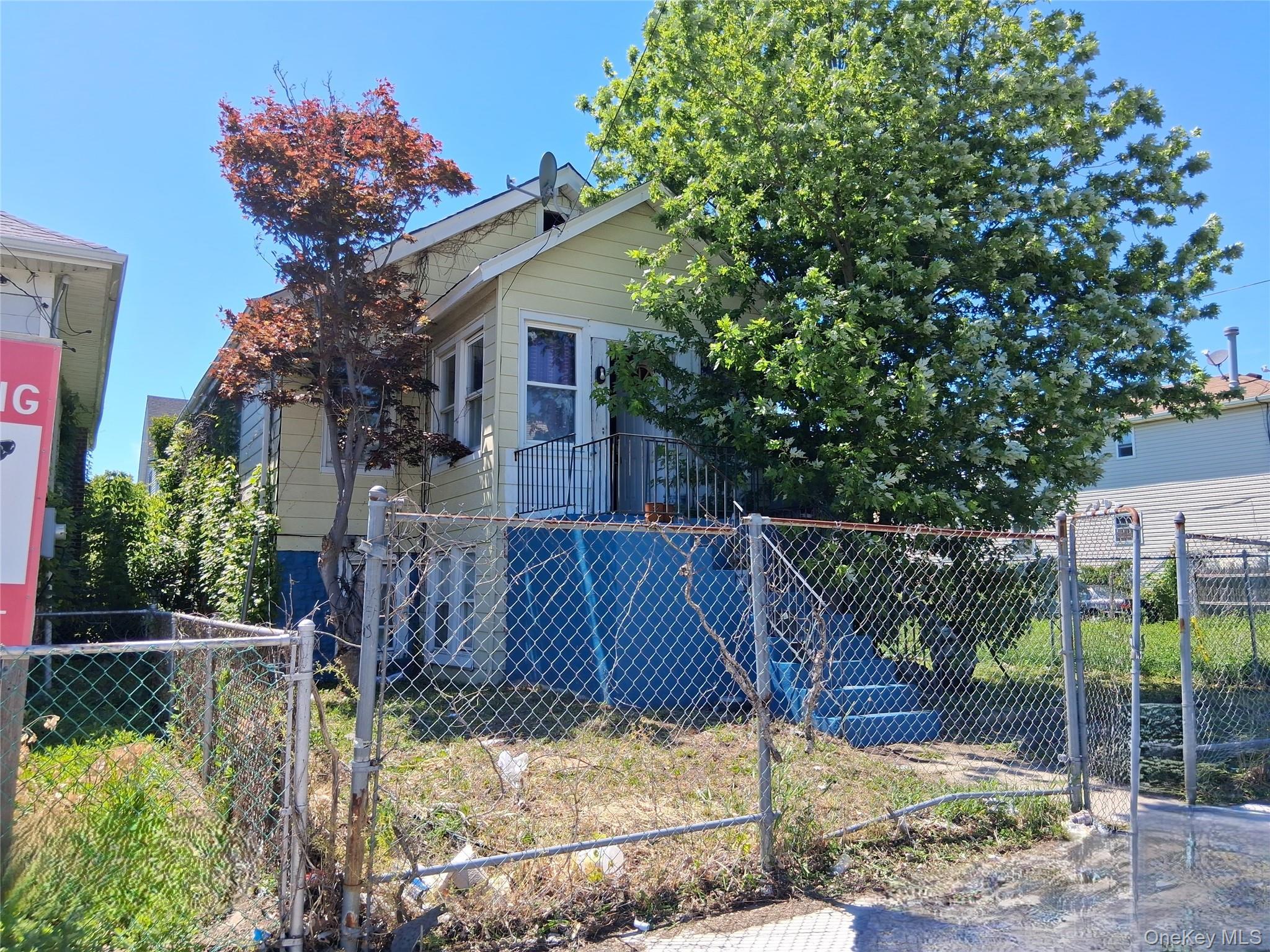 Single Family Beach 67th Street  Queens, NY 11692, MLS-1021292-2