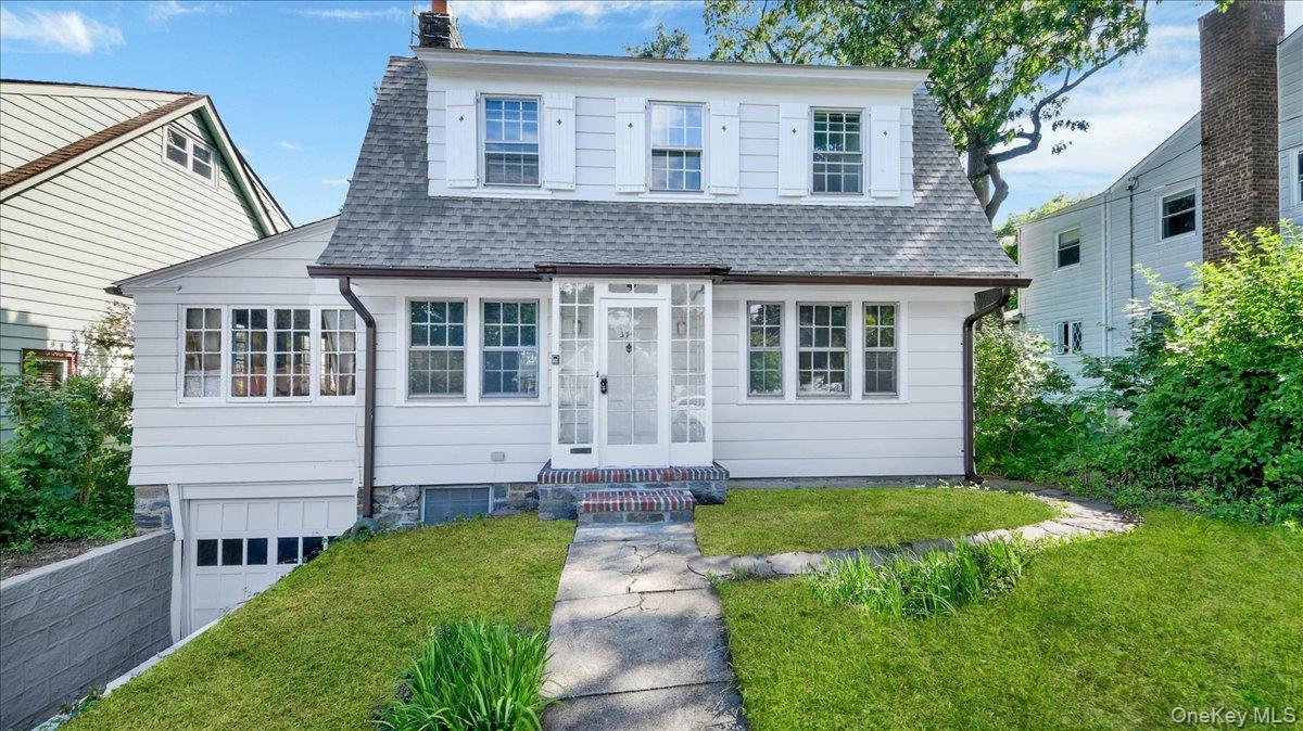 Single Family W 263rd Street Bronx, NY 10471, MLS-1021304-23
