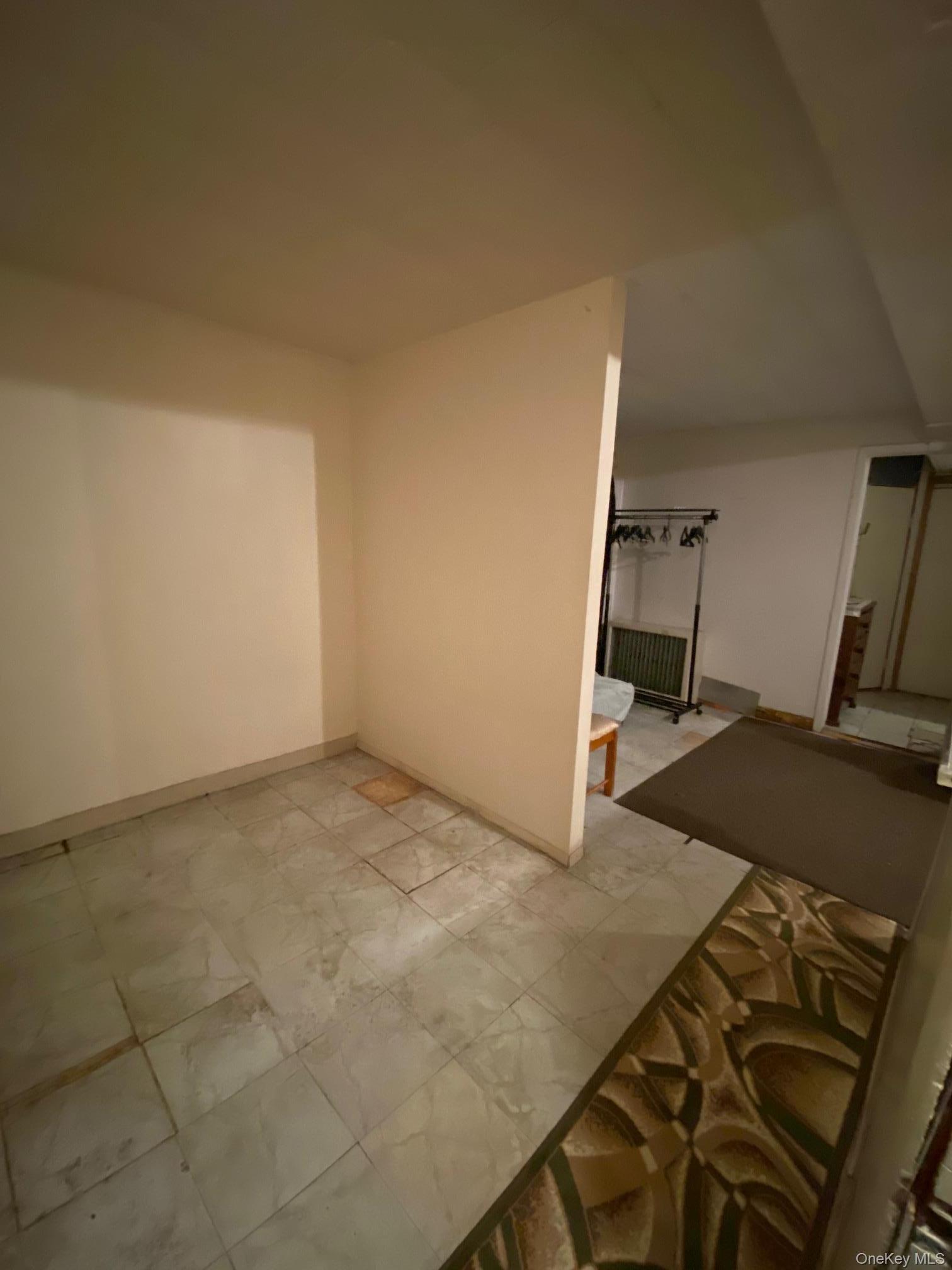 Single Family Ward Avenue Bronx, NY 10472, MLS-1021310-12